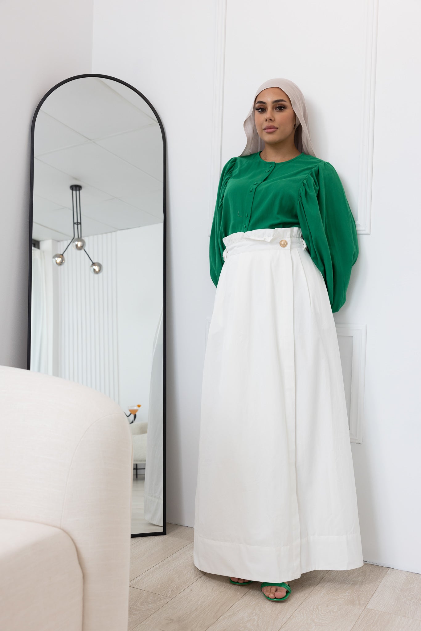 M7786White-skirt