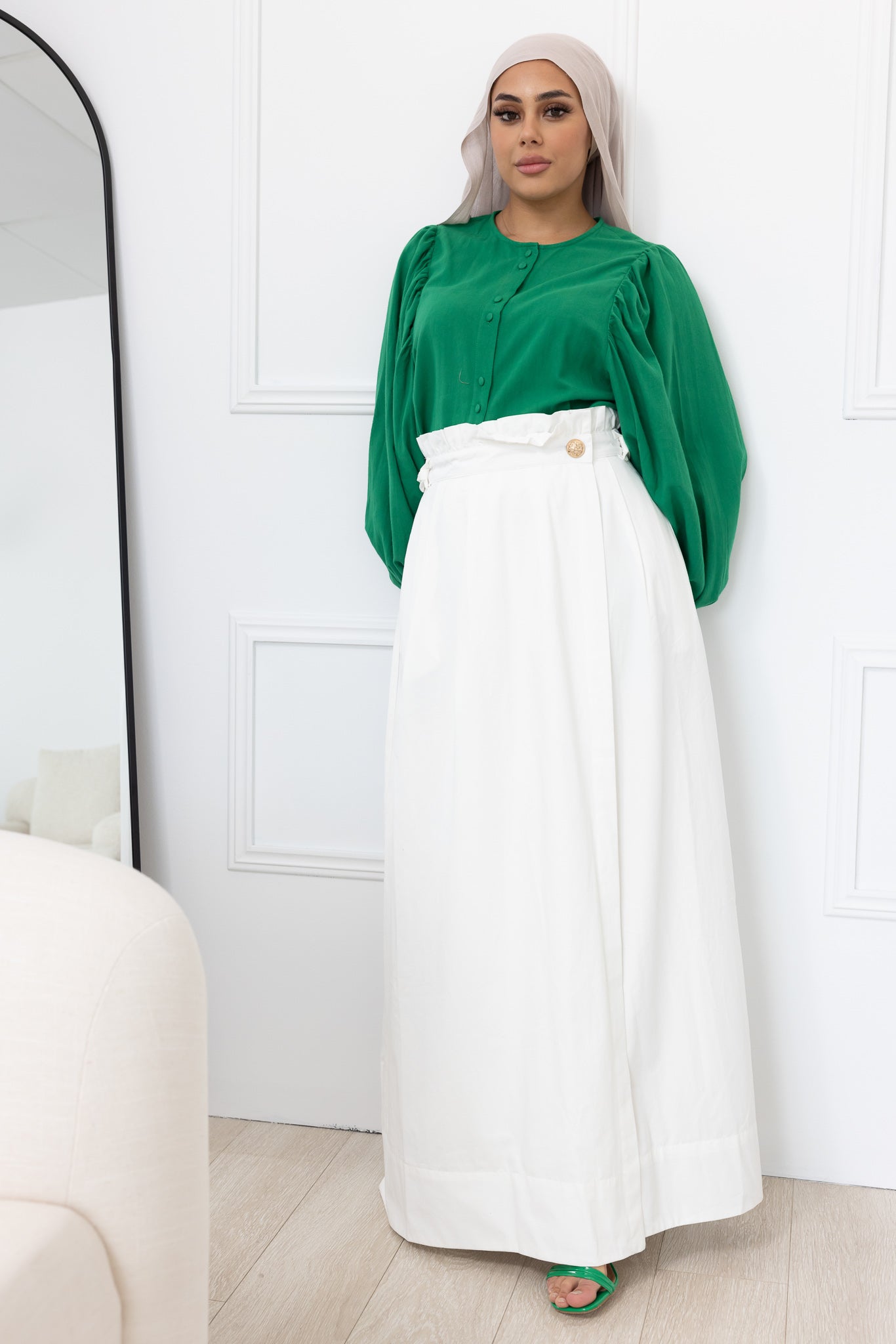 M7786White-skirt