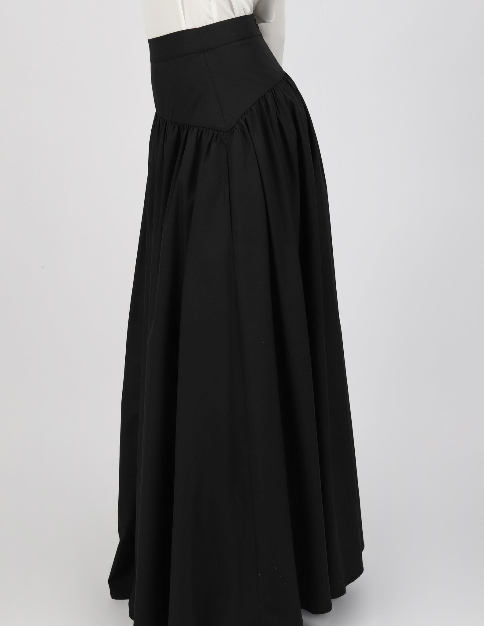 M7792Black-skirt