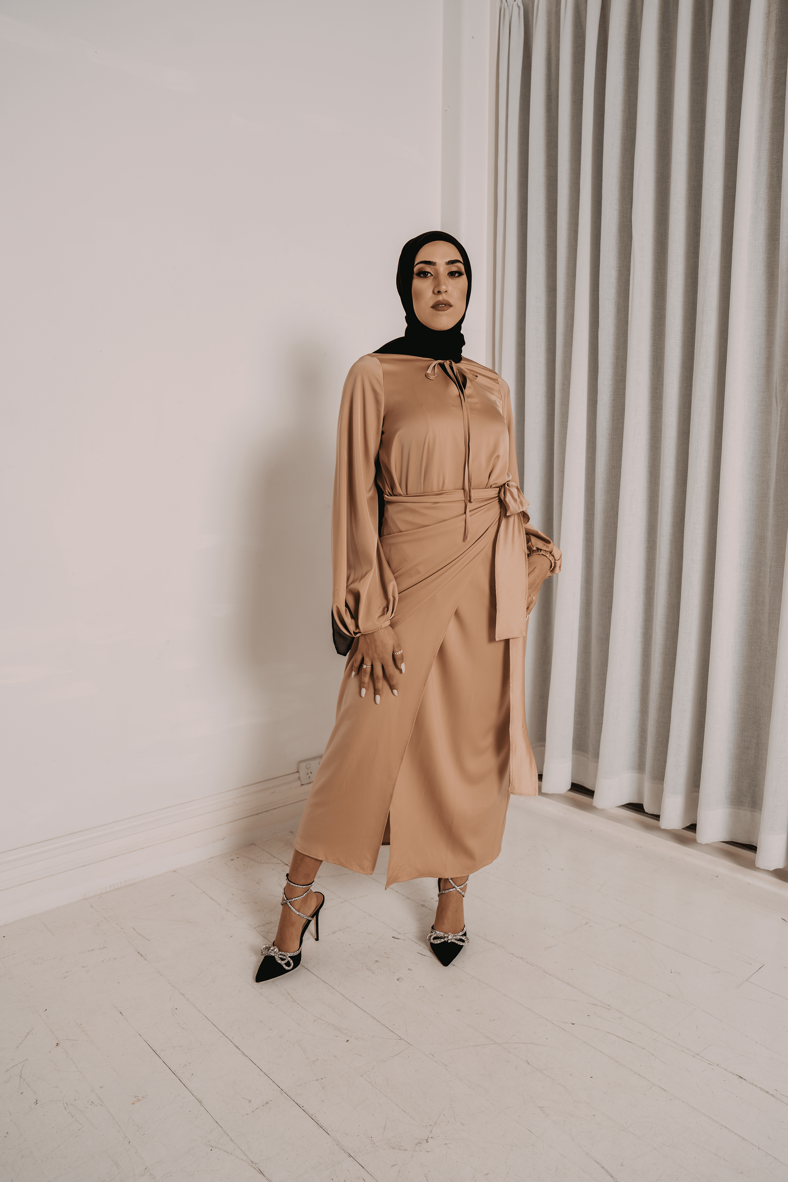 M7794Gold-blouse-top