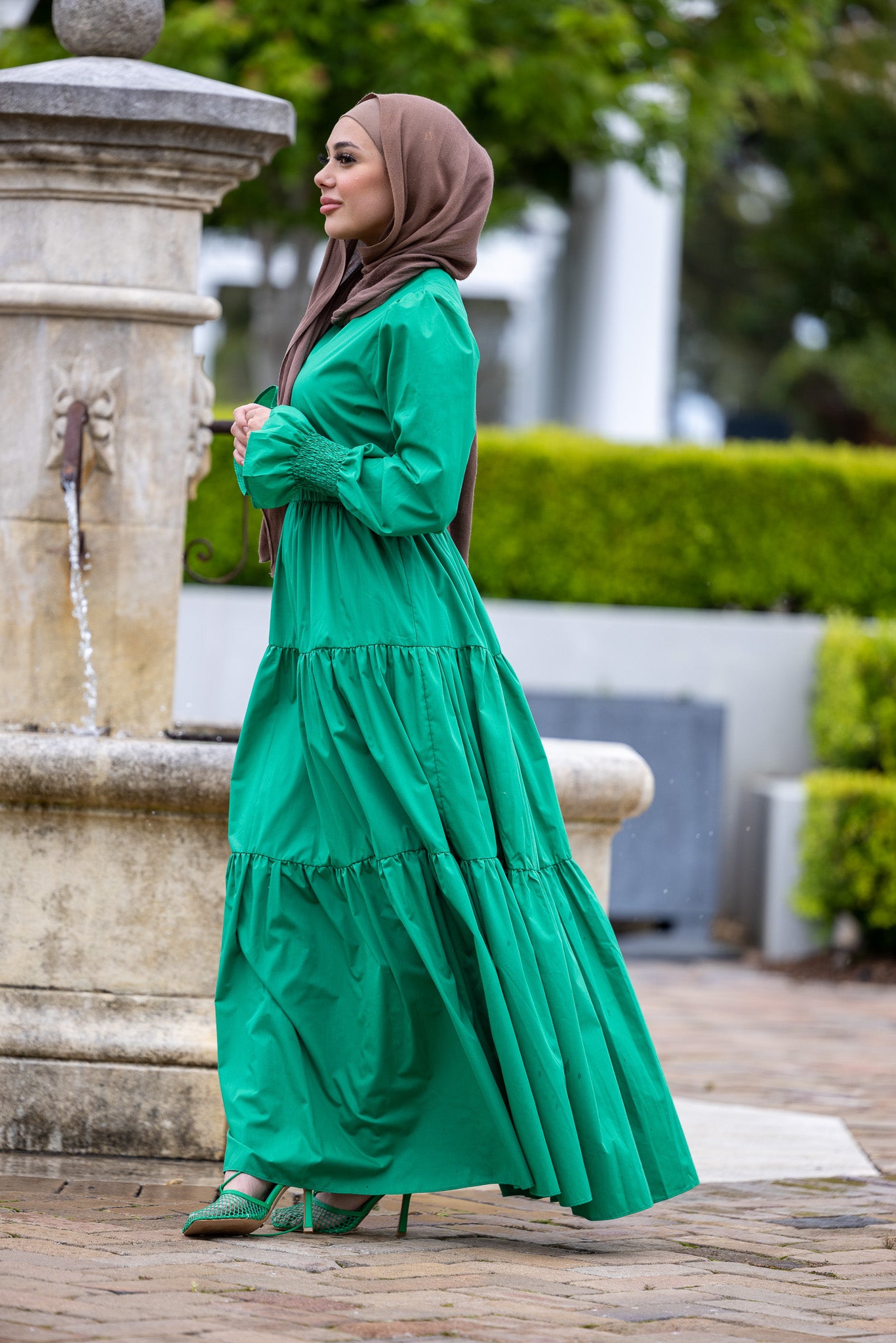 M8110Green-dress-abaya