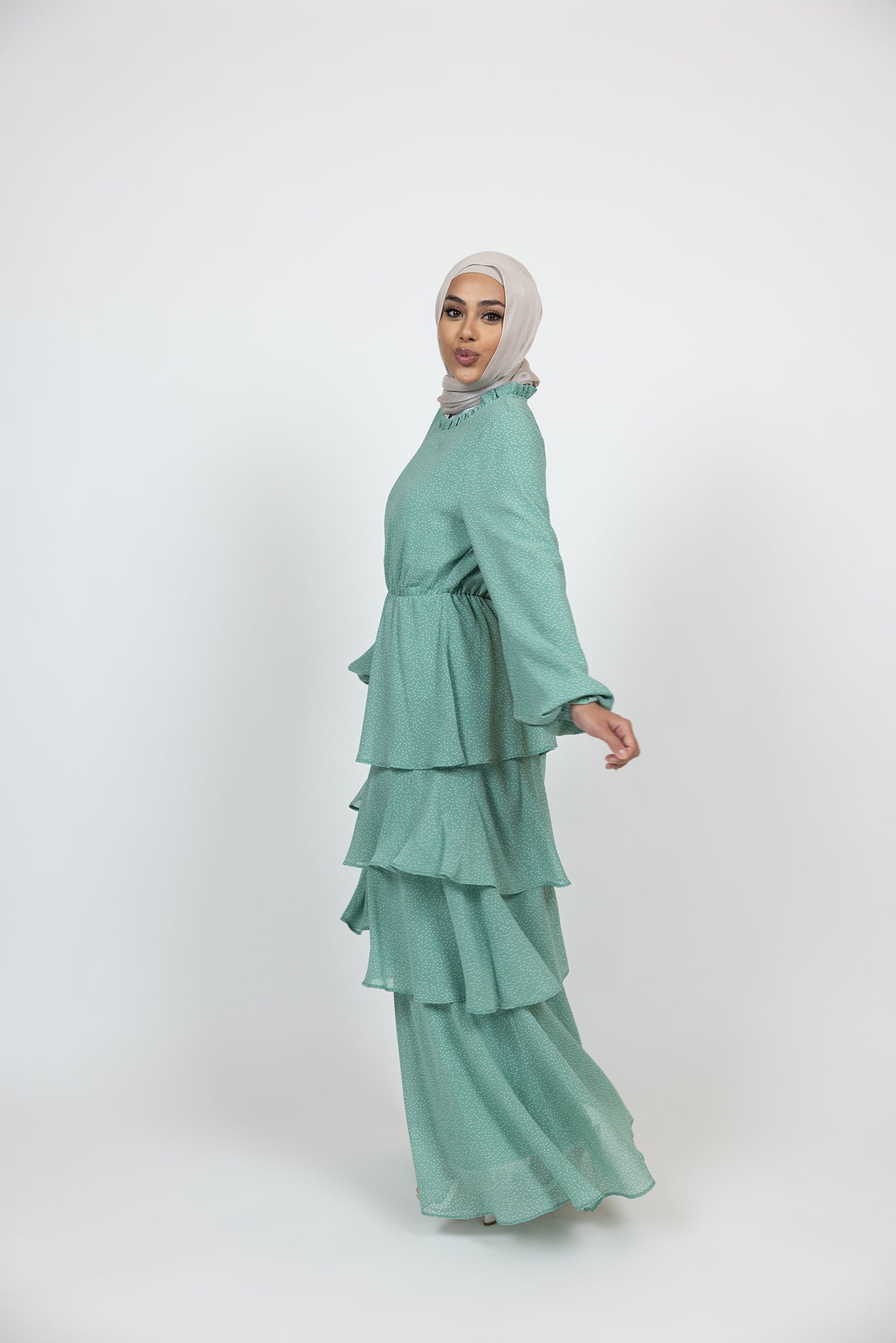 M8116Green-dress-abaya