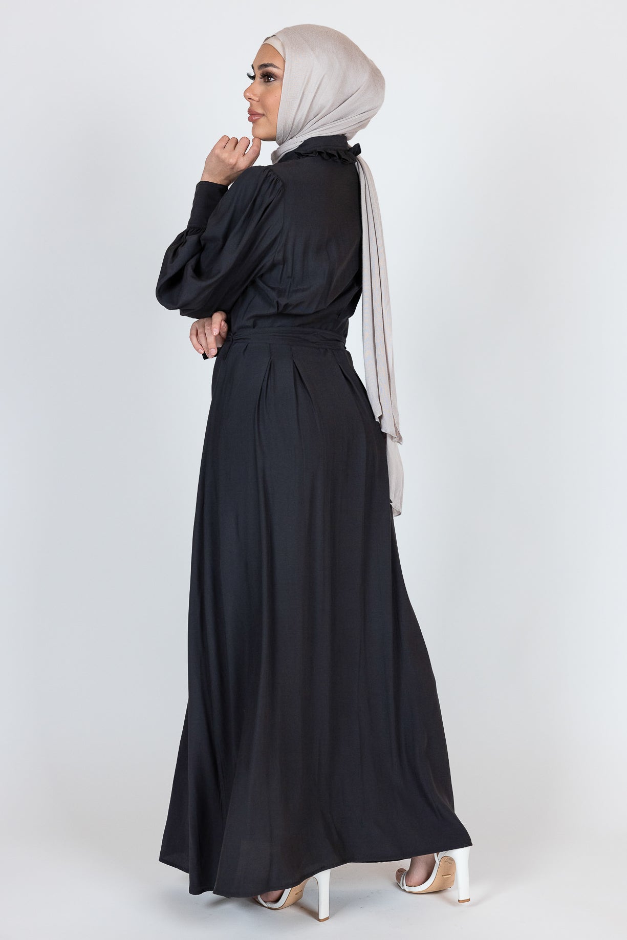 M8118Black-dress-abaya