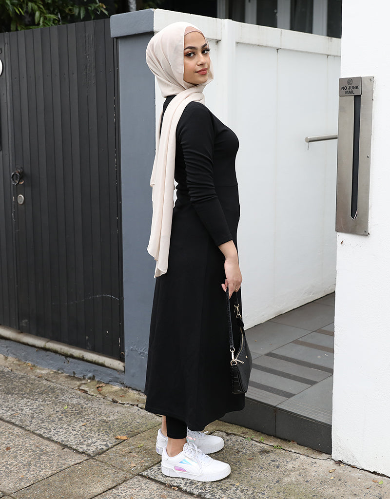 MDL00069Black-dress