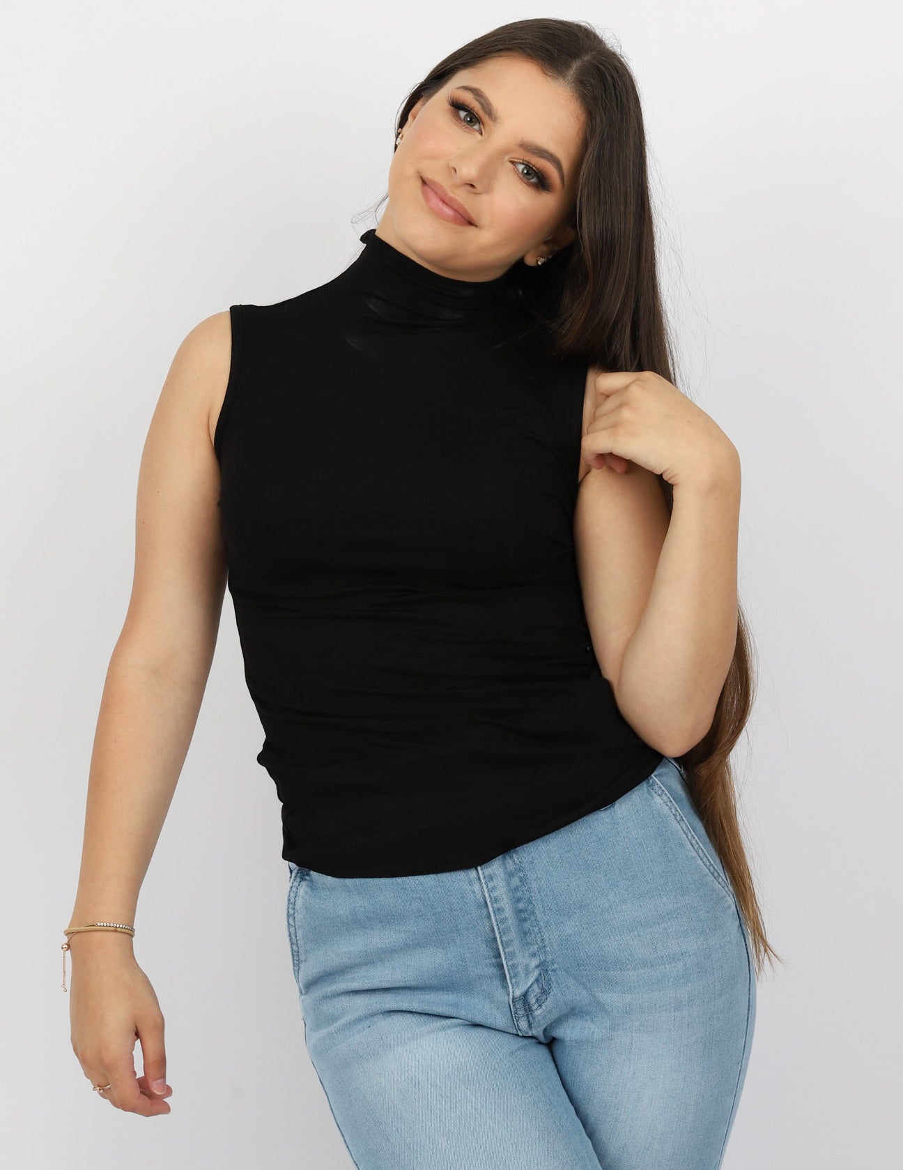 ST1049Black-top-basic