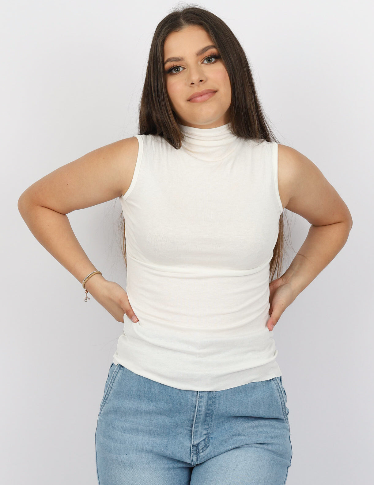 ST1049OffWhite-top-basic
