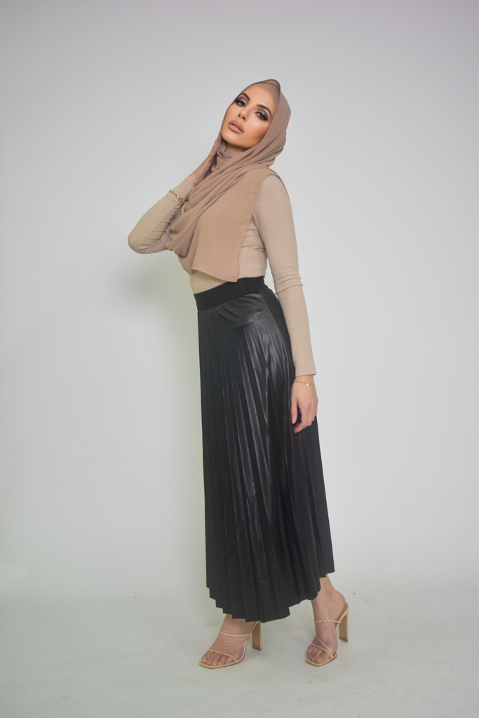 TQ9200-BLK-skirt