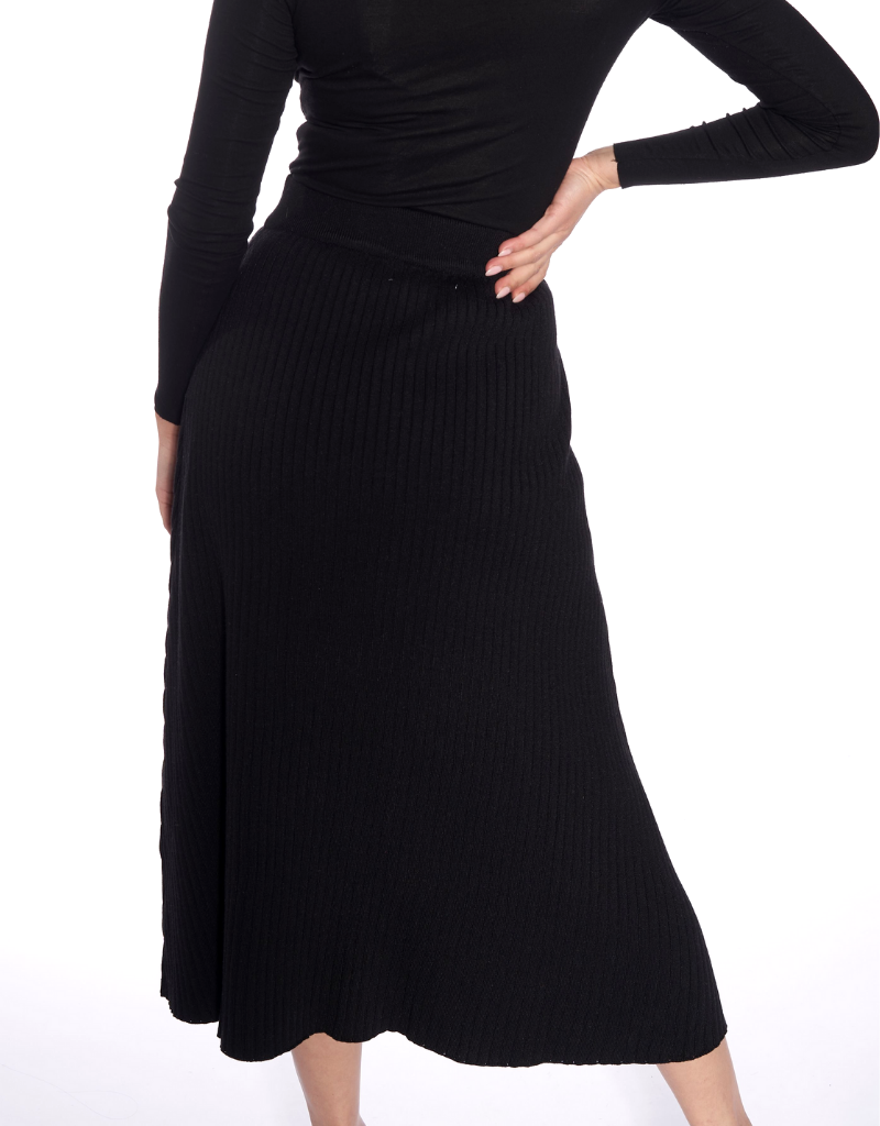 WKN483-BLK-knit-skirt
