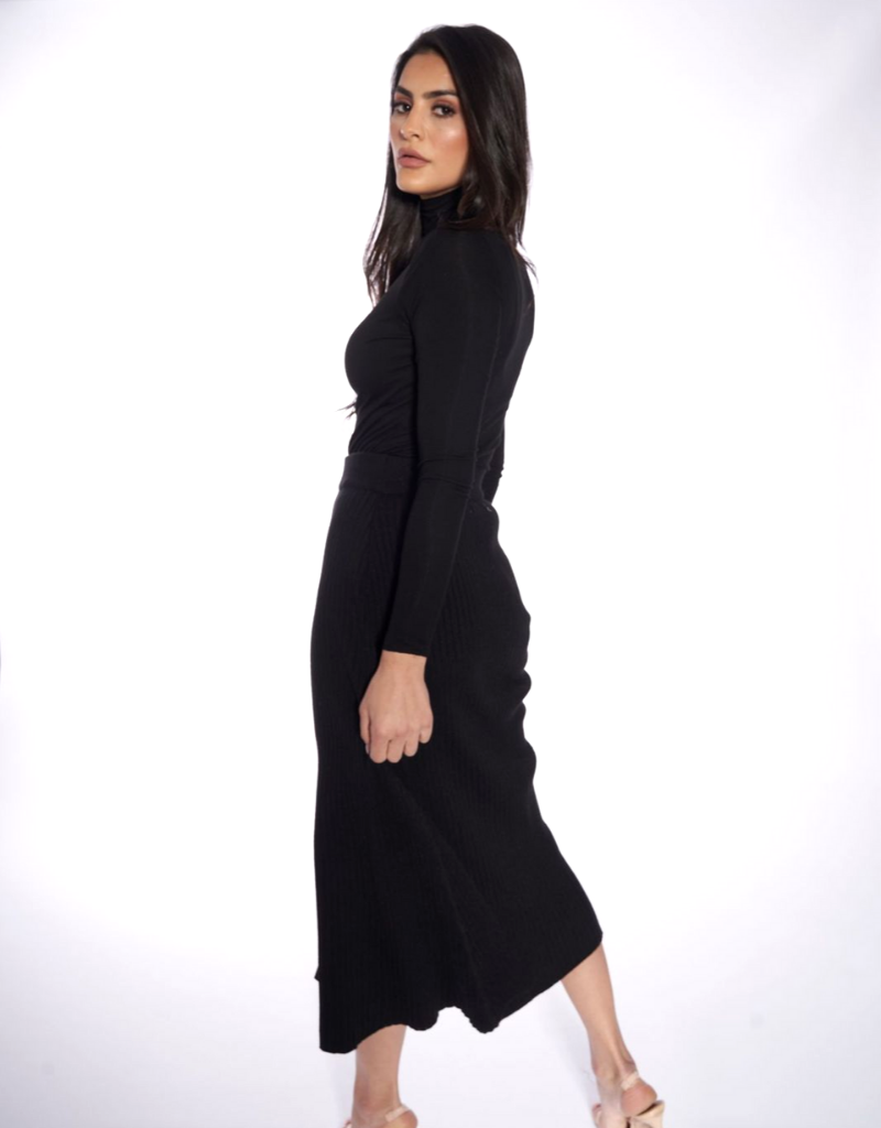 WKN483-BLK-knit-skirt