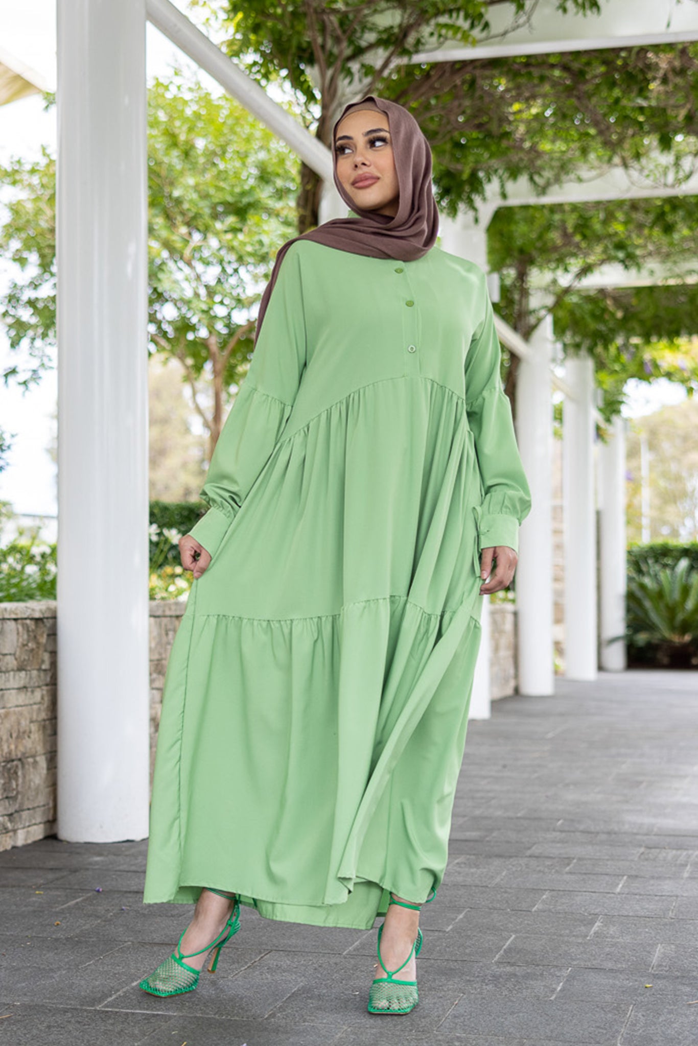 WS00373Green-dress-abaya