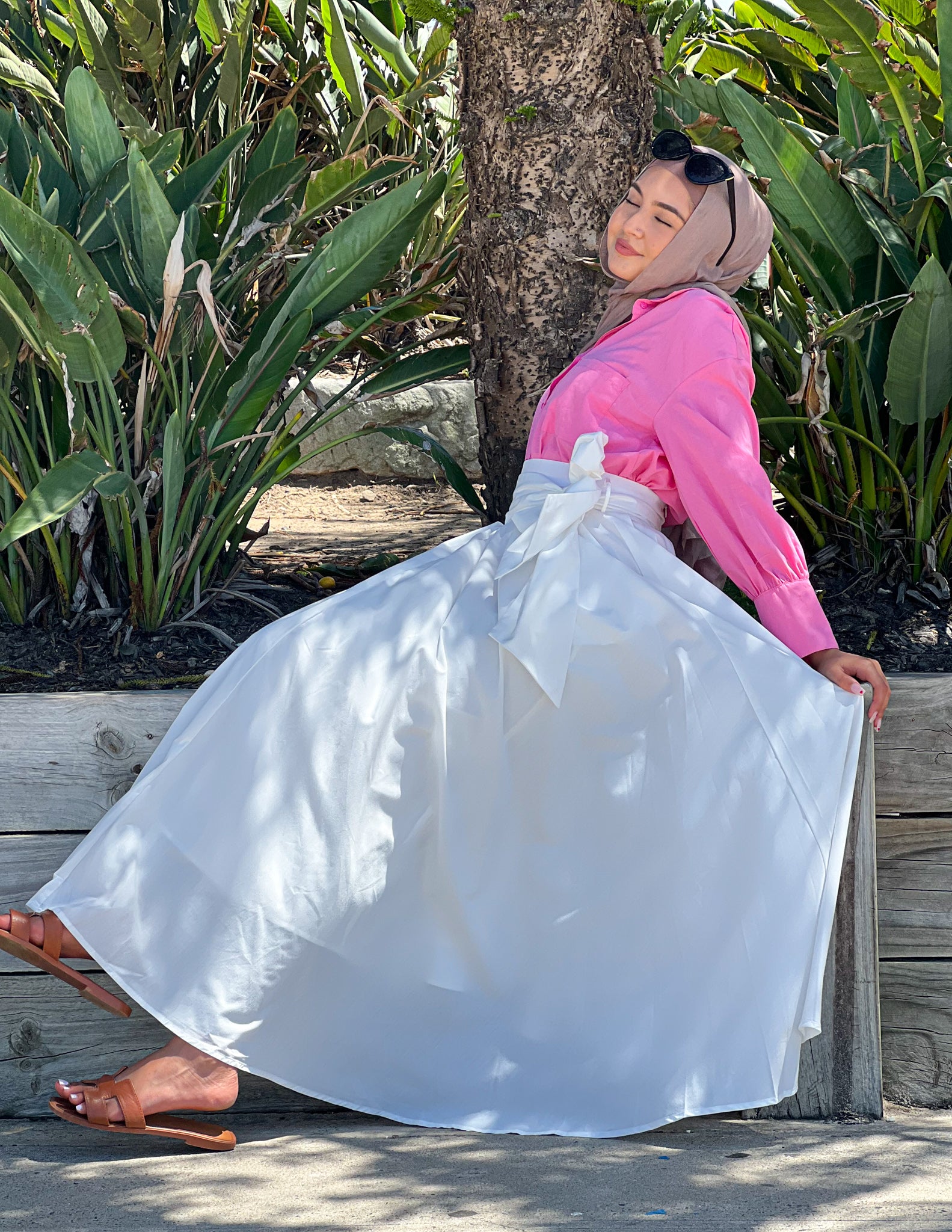 WS6127OffWhite-skirt