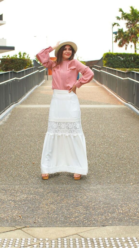 WS8013White-skirt