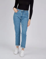 cgj1479-DenimWash-denim-jeans