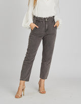 del101801-CH-pants-denim
