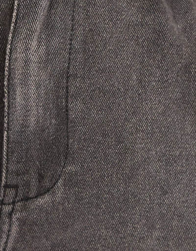 del101801-CH-pants-denim