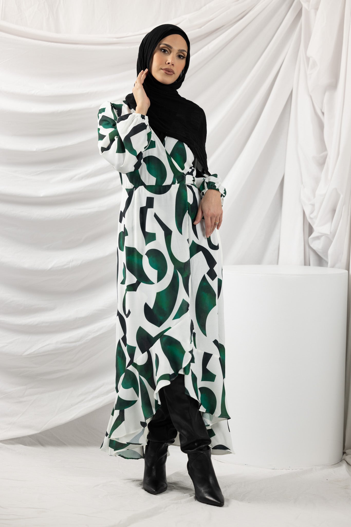 01230164-GW-dress-abaya