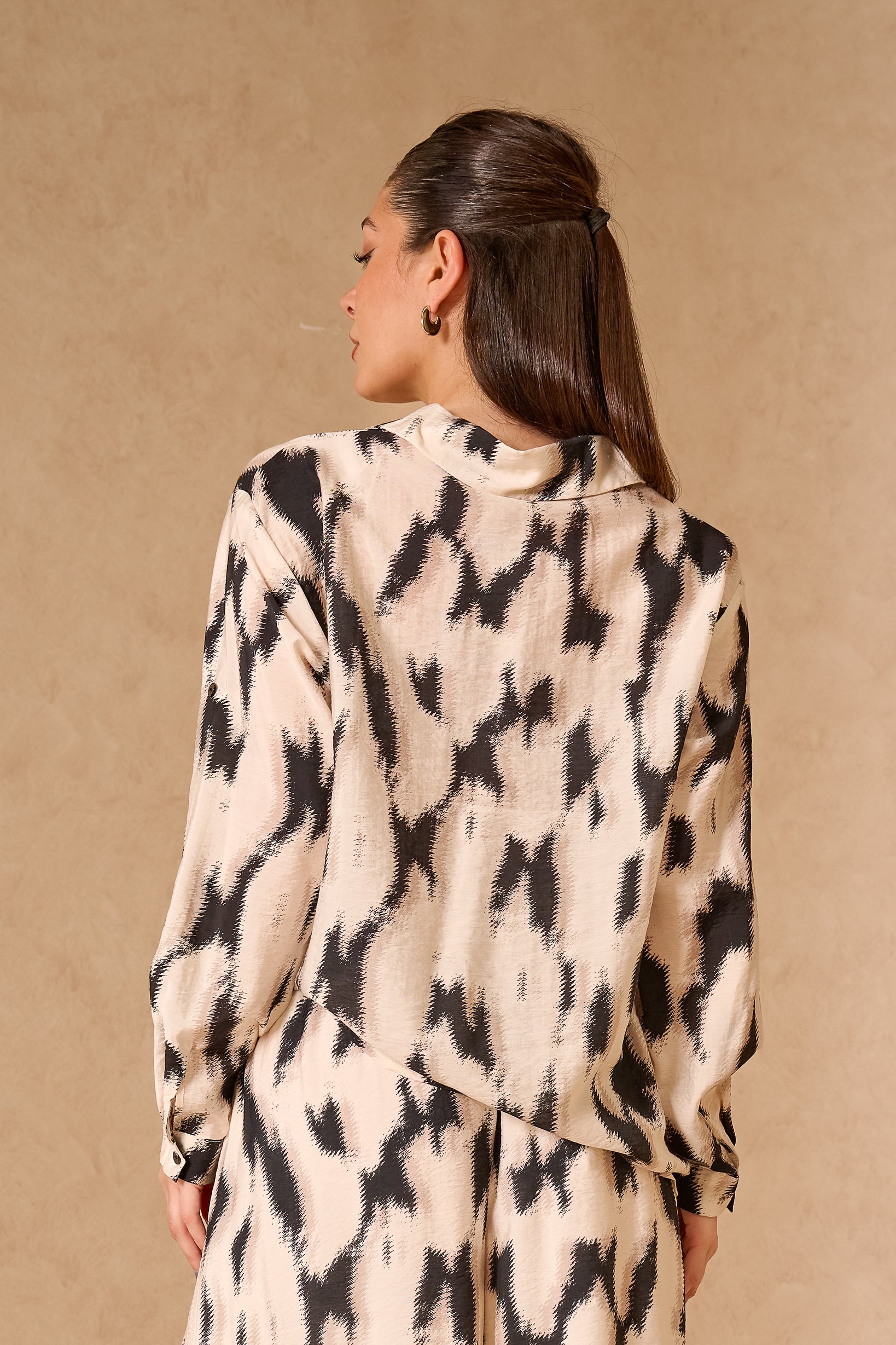 01240865-1-print-top