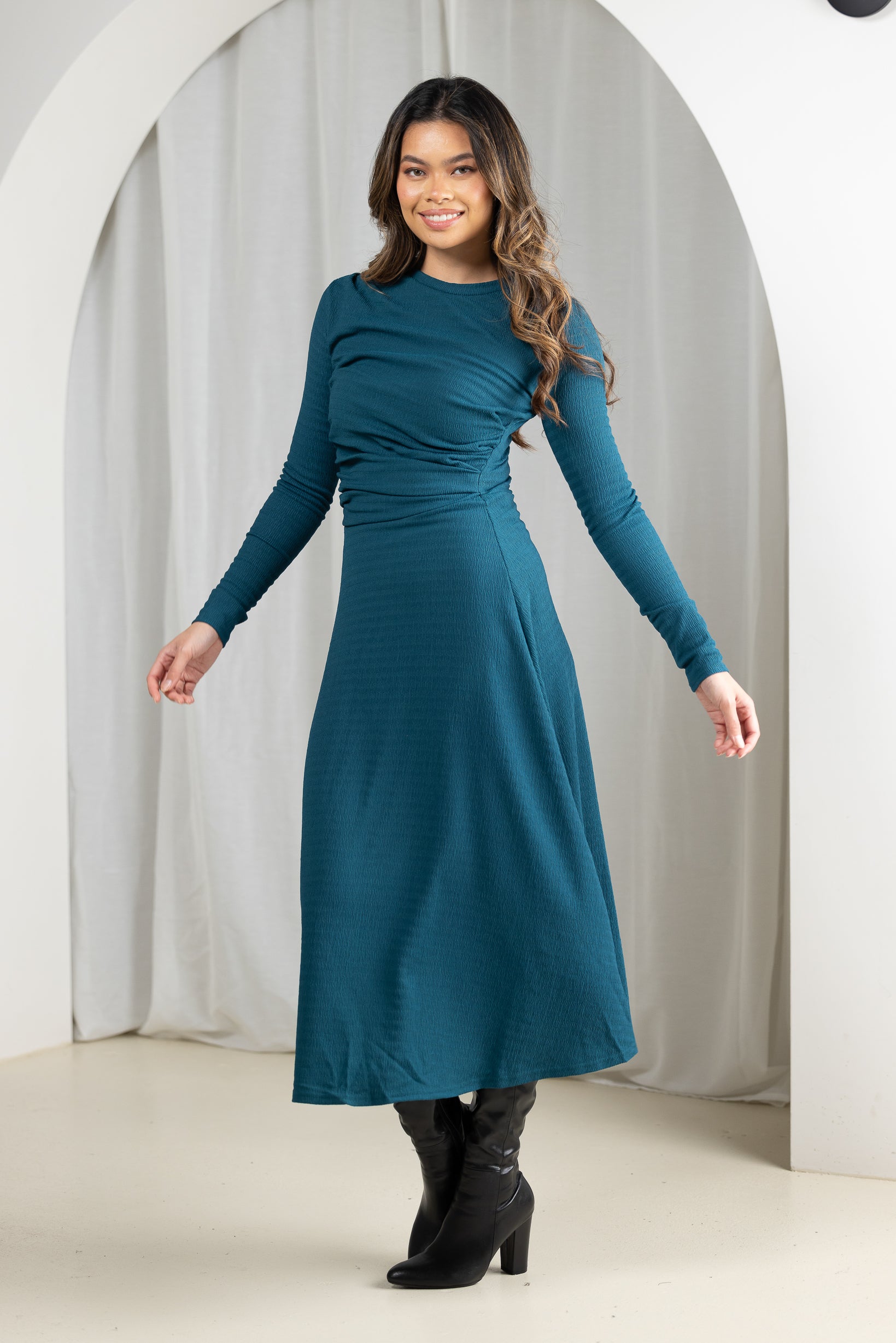 133548A-GRN-midi-dress