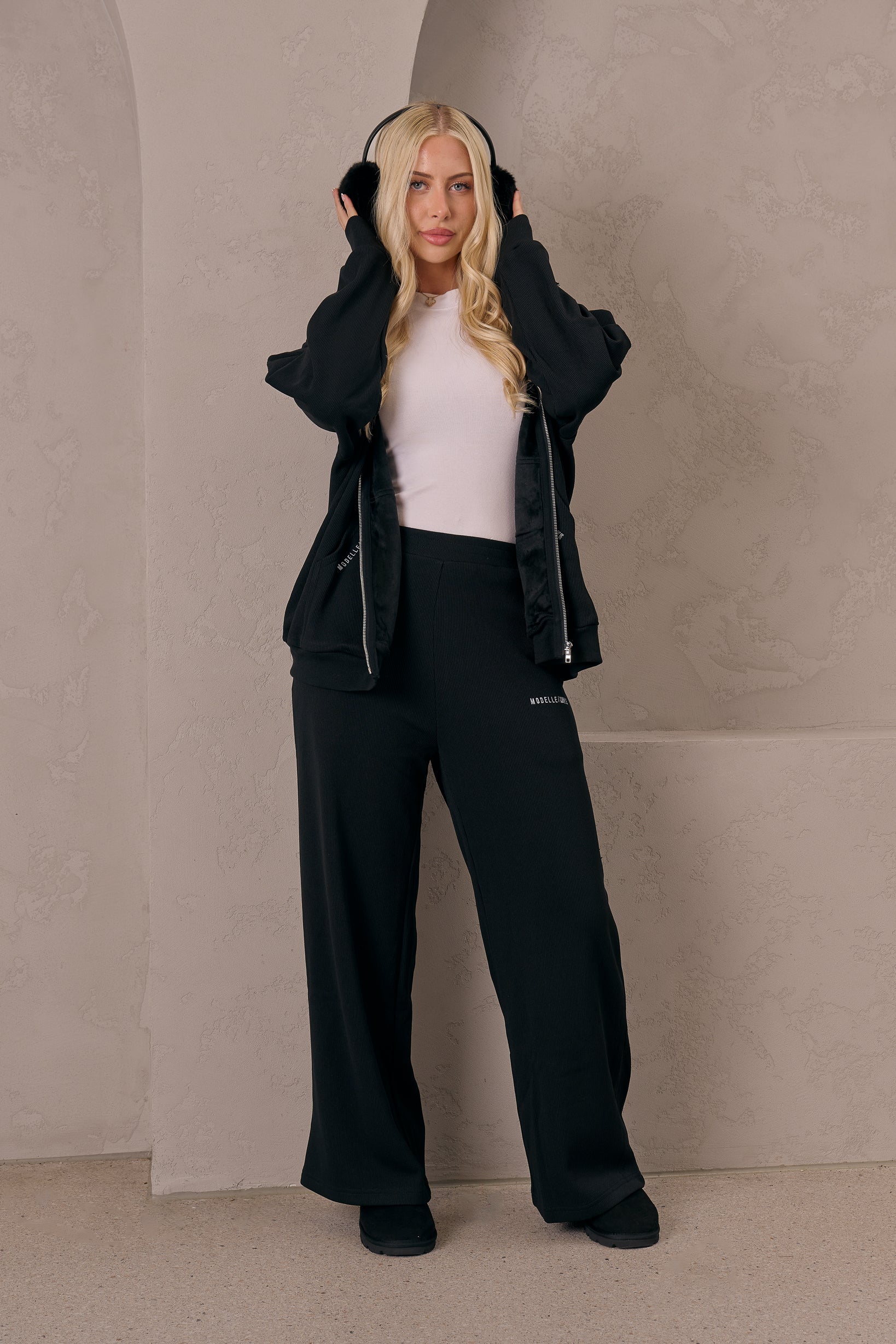 Modelle/Move Alma Lounge Jacket