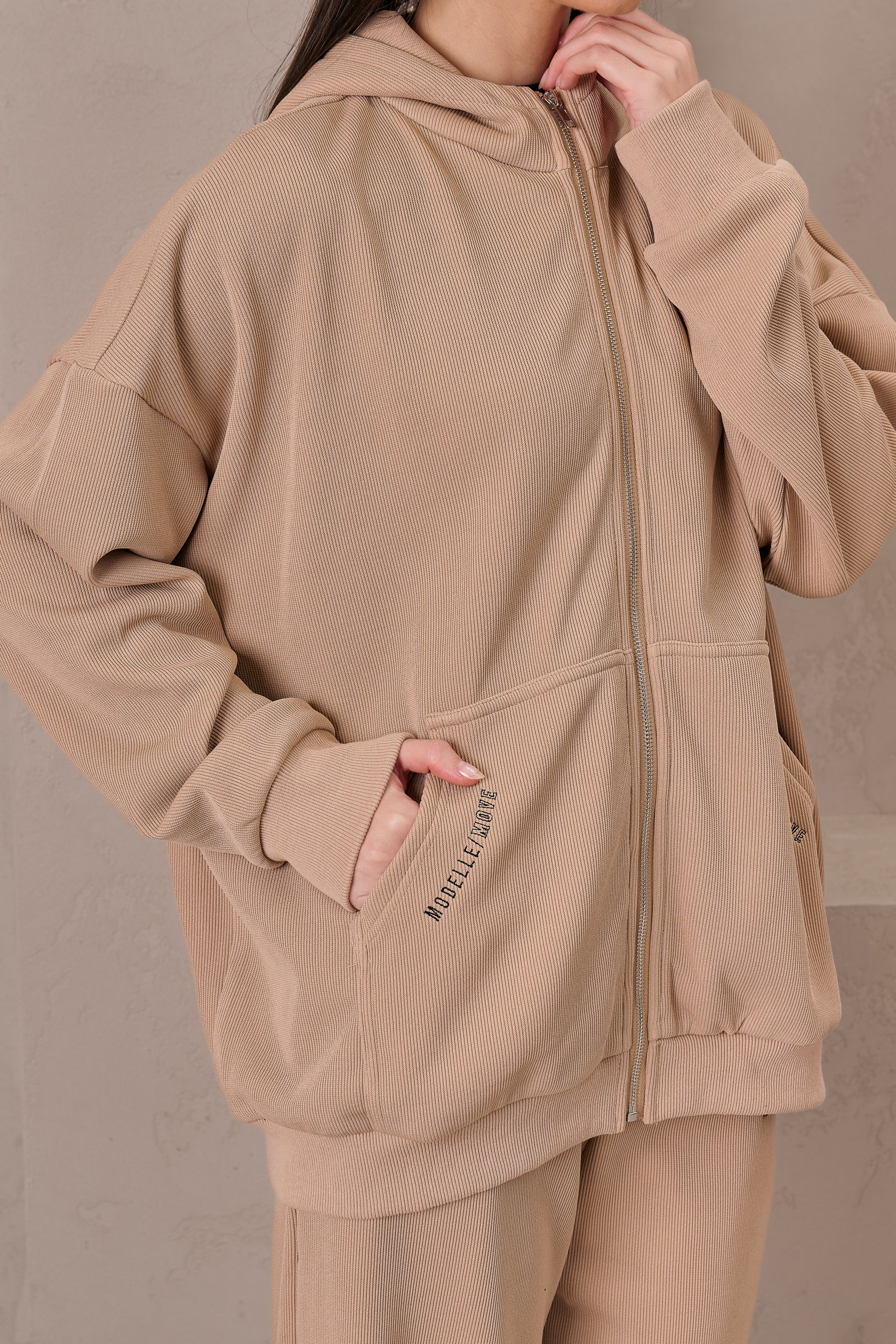 Modelle/Move Alma Lounge Jacket