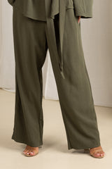 60912-60913-KHA-top-pants-set