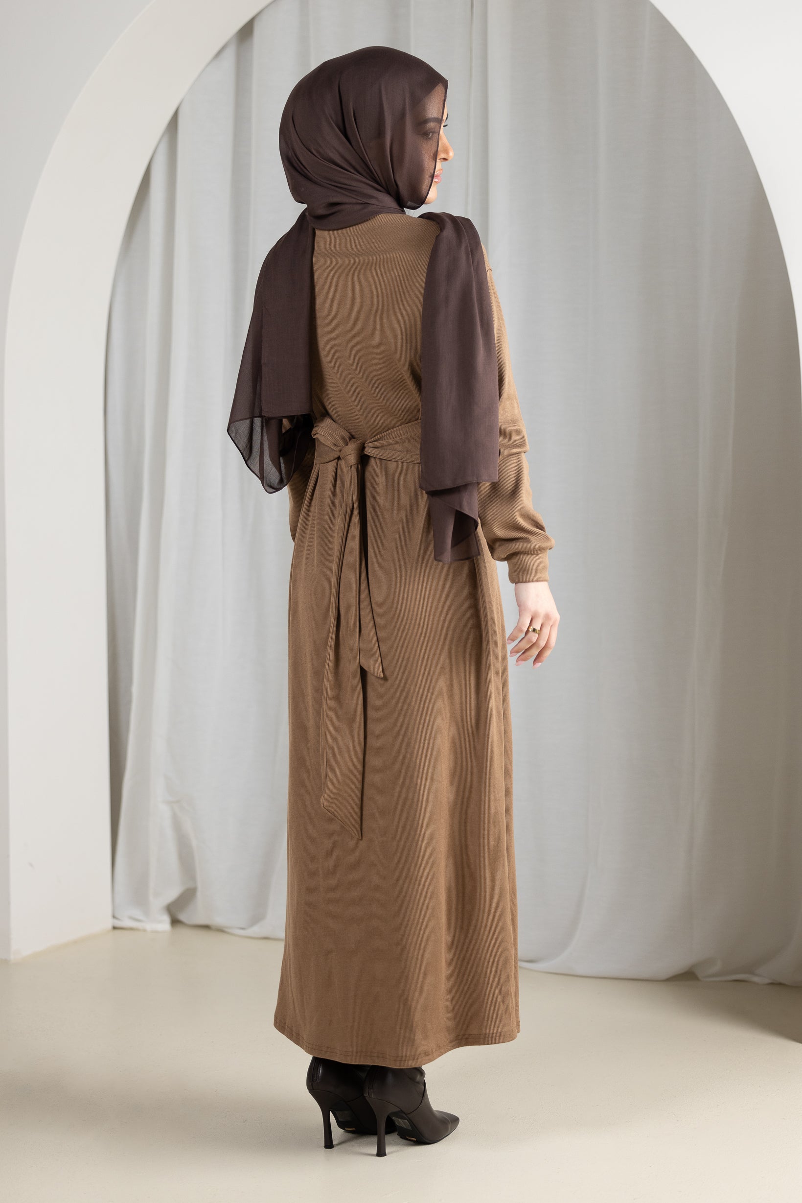 60928-MOC-dress-abaya