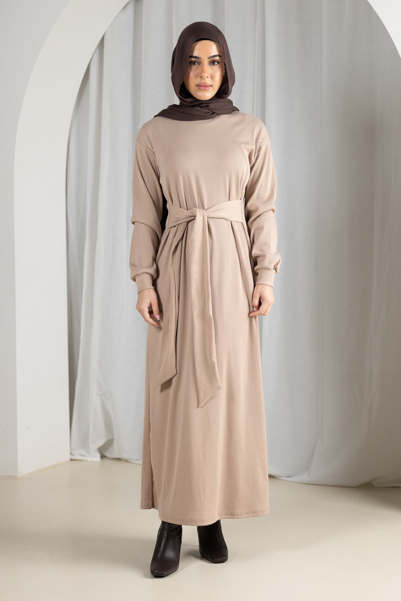 60928-NUD-dress-abaya