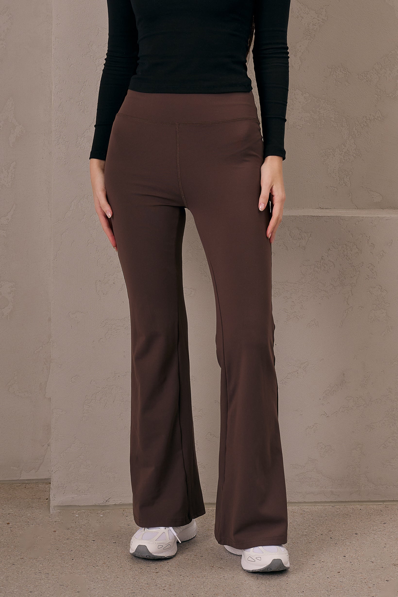 Move Flare Leggings