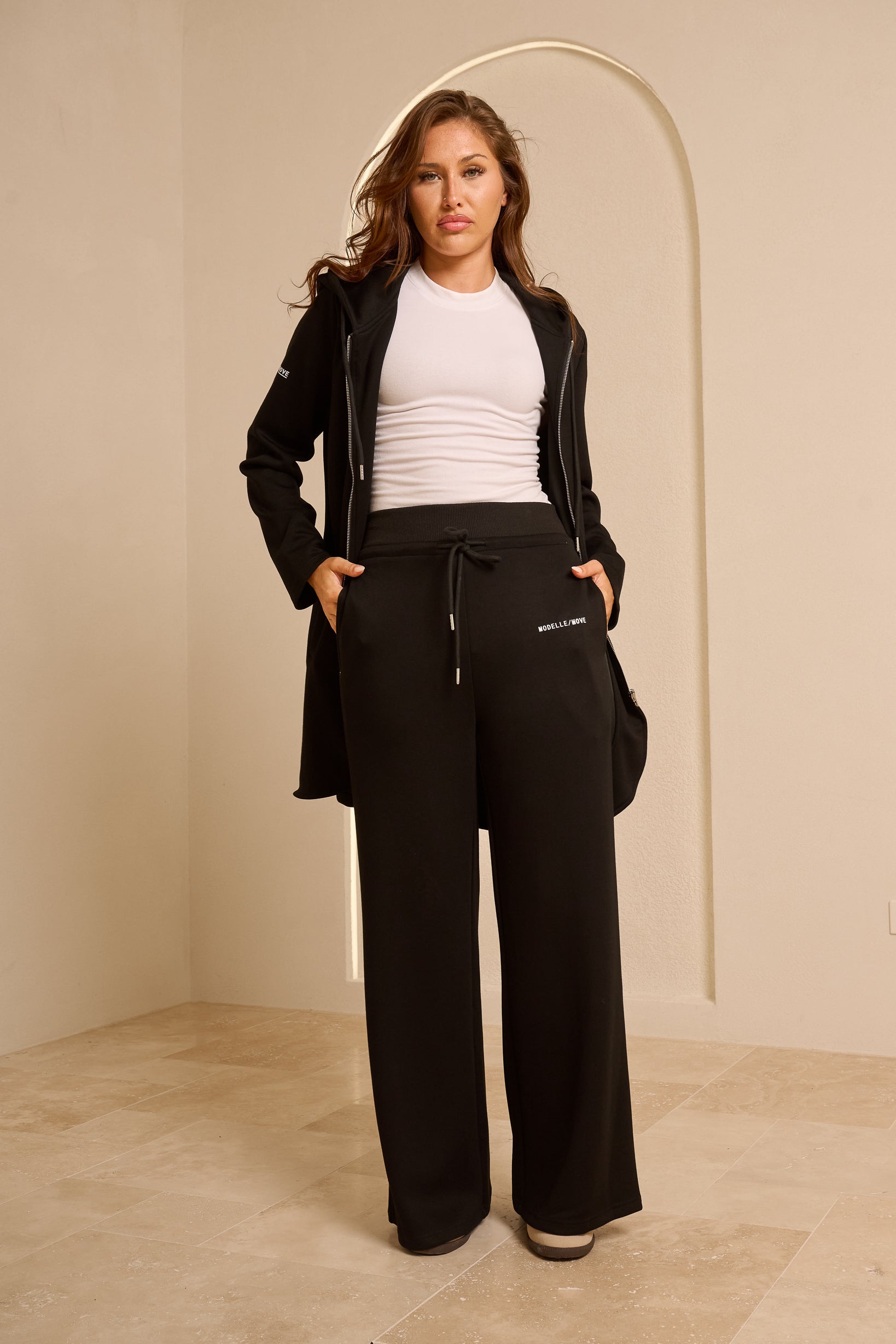 Modelle/Move Juno Jacket — ÈLAN Edit