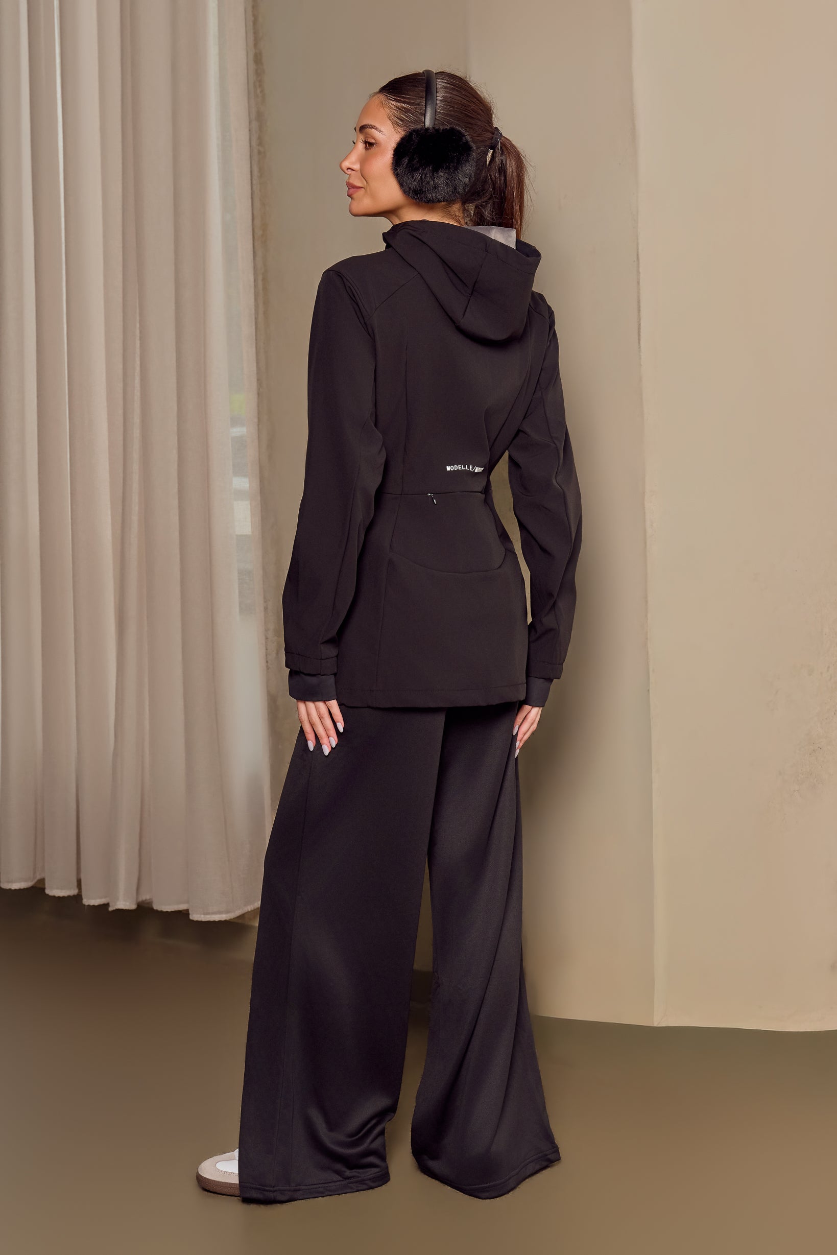 Modelle/Move Contour Zip Jacket