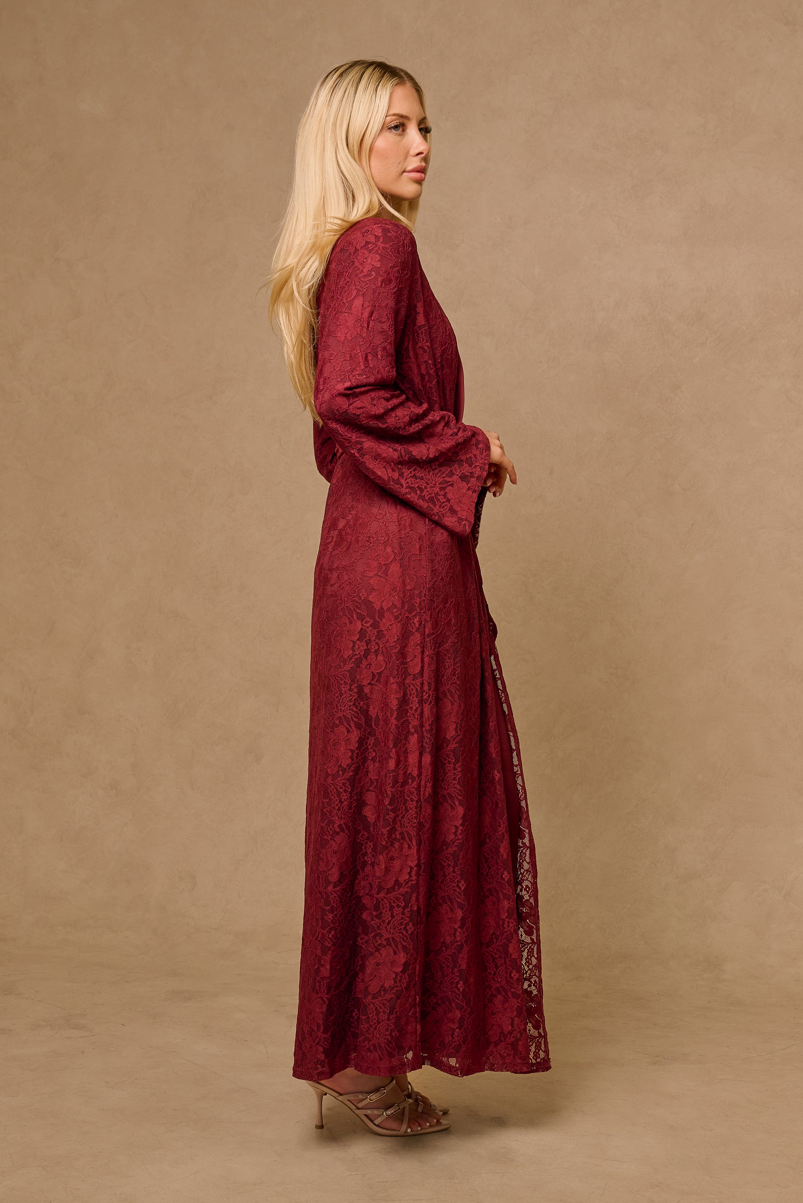 Vionne Lace Set