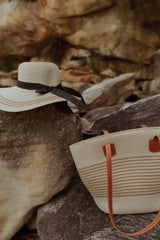 Ensemble sac fourre-tout et chapeau de plage