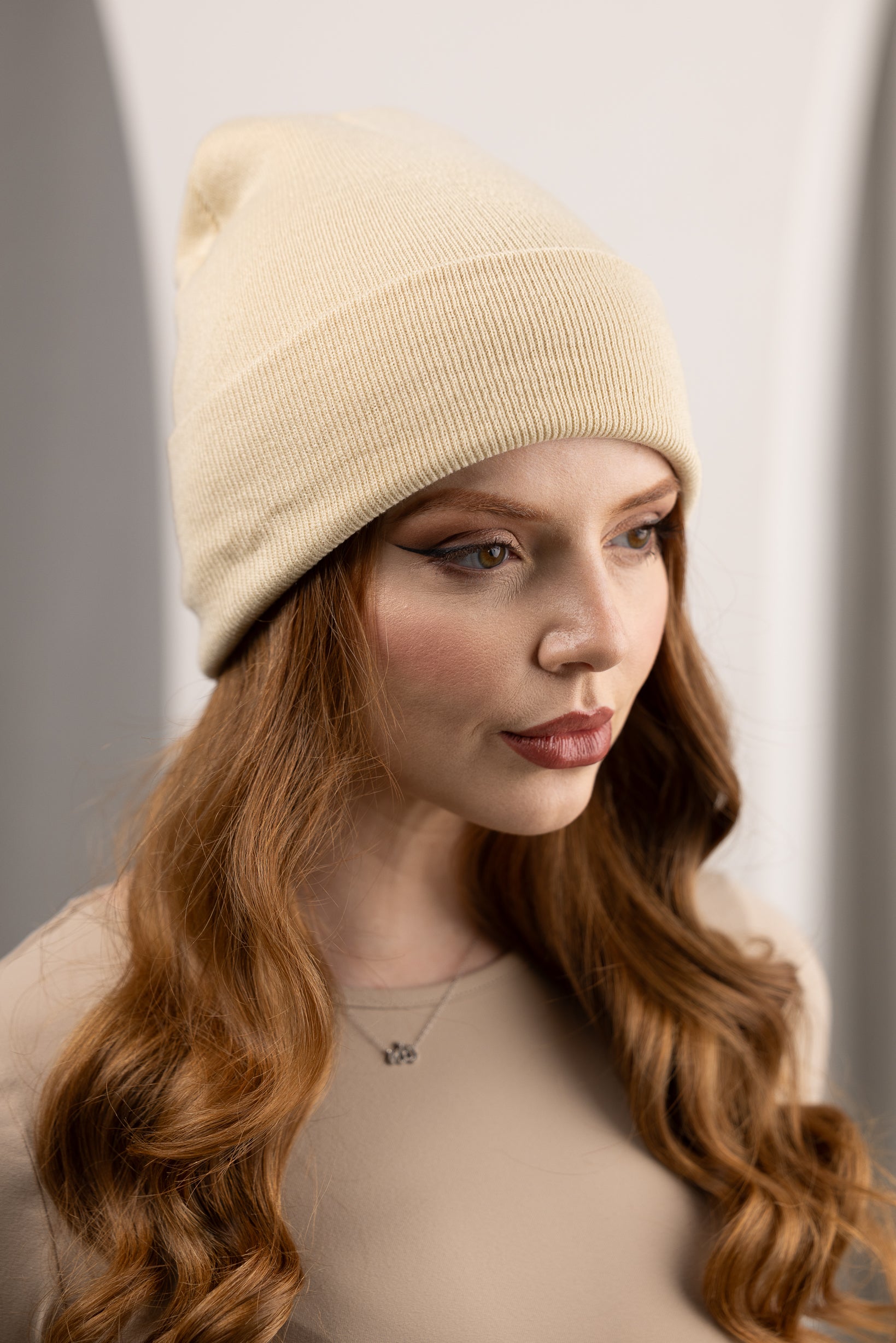 BEA001-Bone-beanie-hat