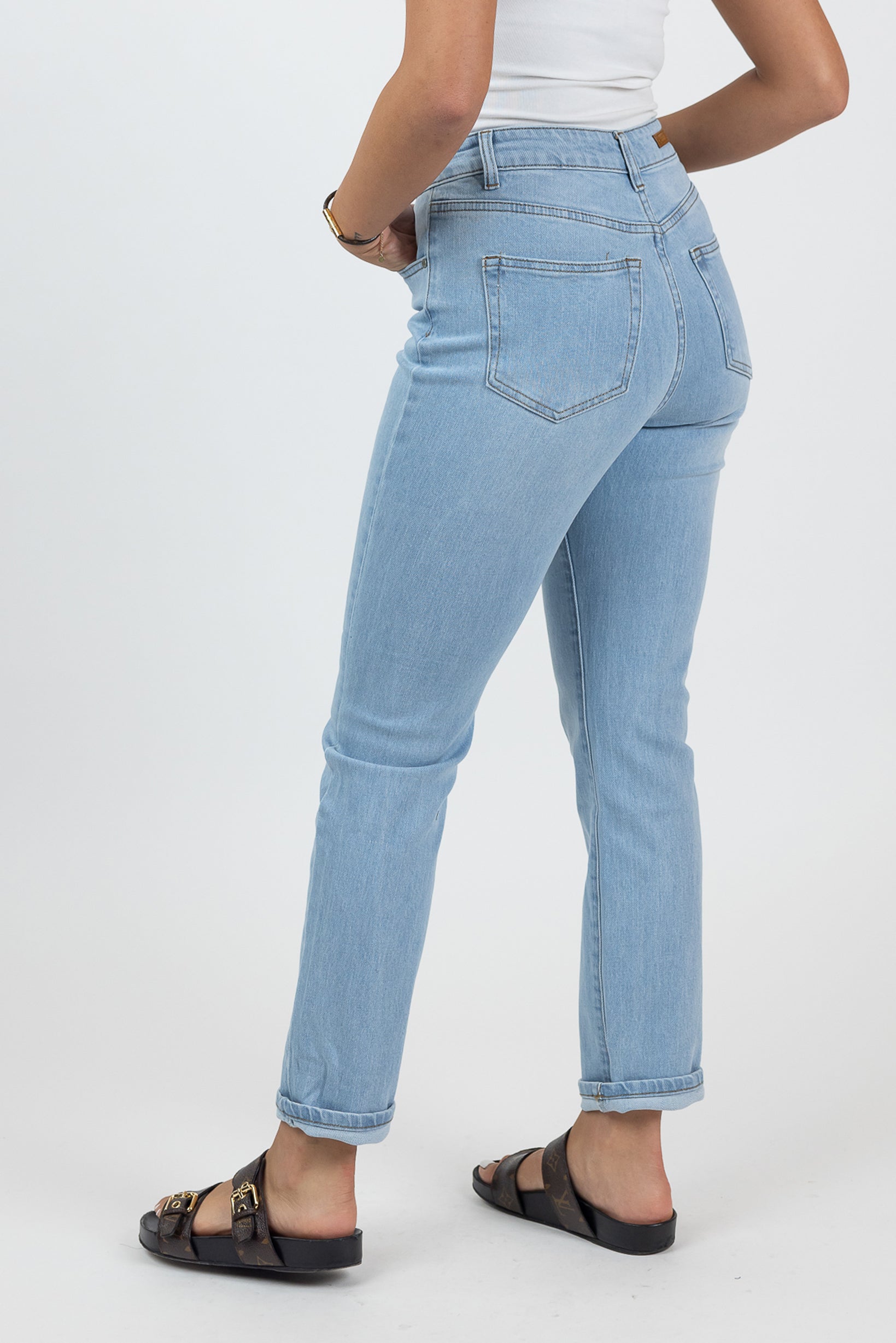 CGJ1646-denim-jeans