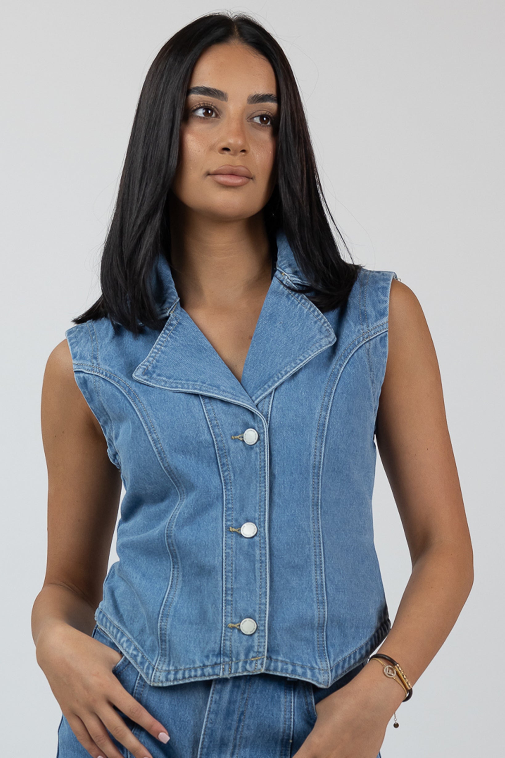 CGJ1661-MBLU-vest-top