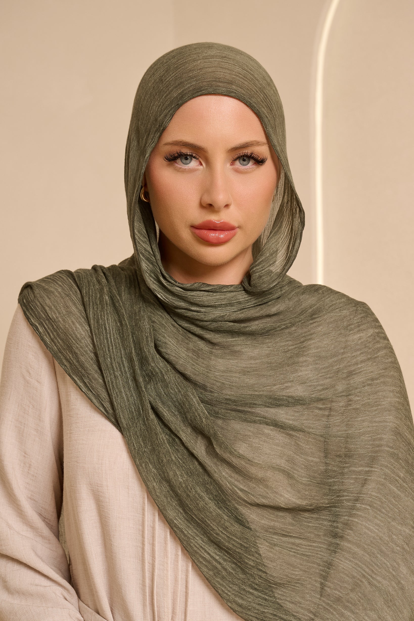 Èlan Luxe Crinkled Shawl - Shades of Green
