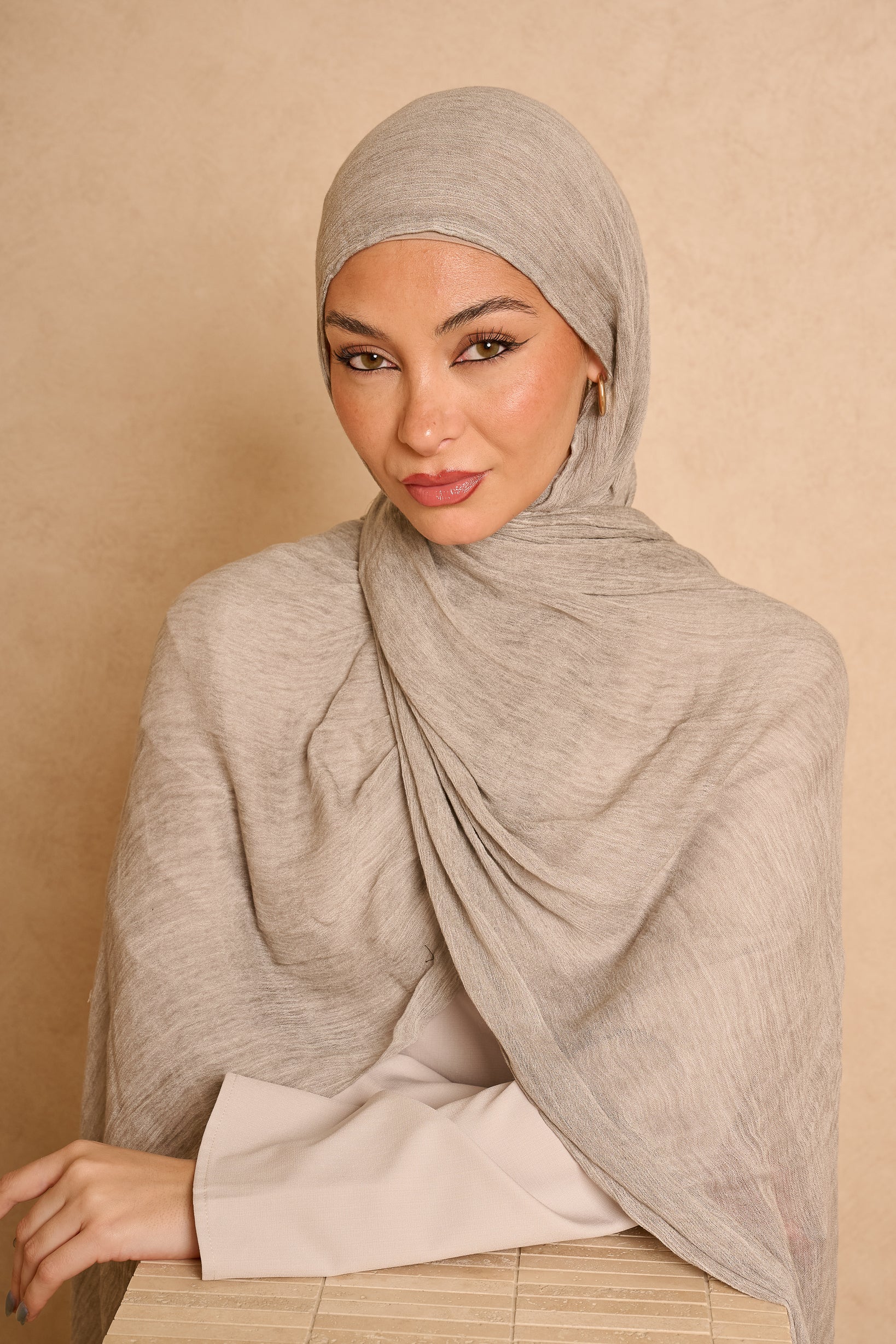 CMS001-ASH-shawl-hijab