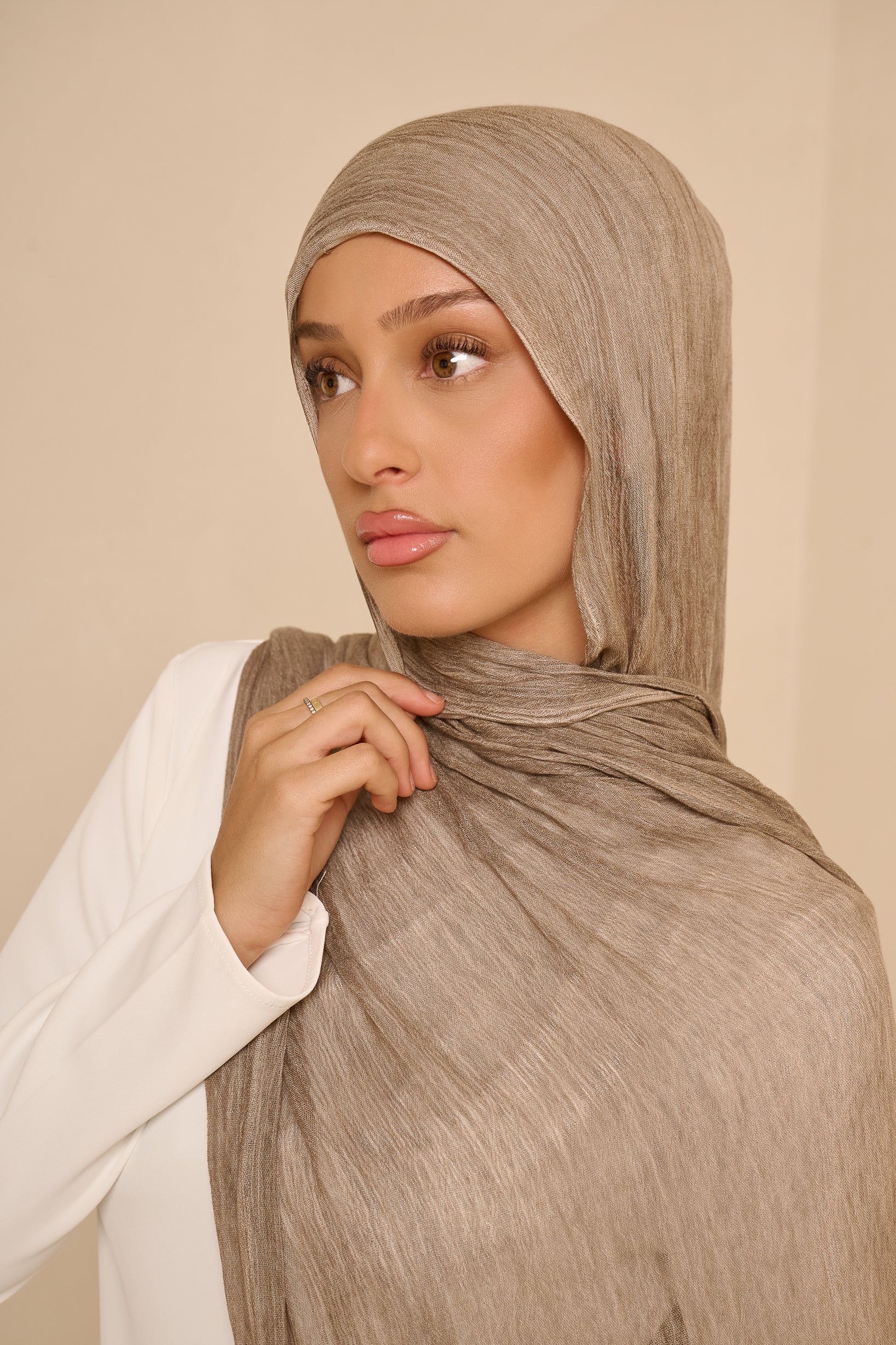 CMS001-LightFawn-shawl-hijab