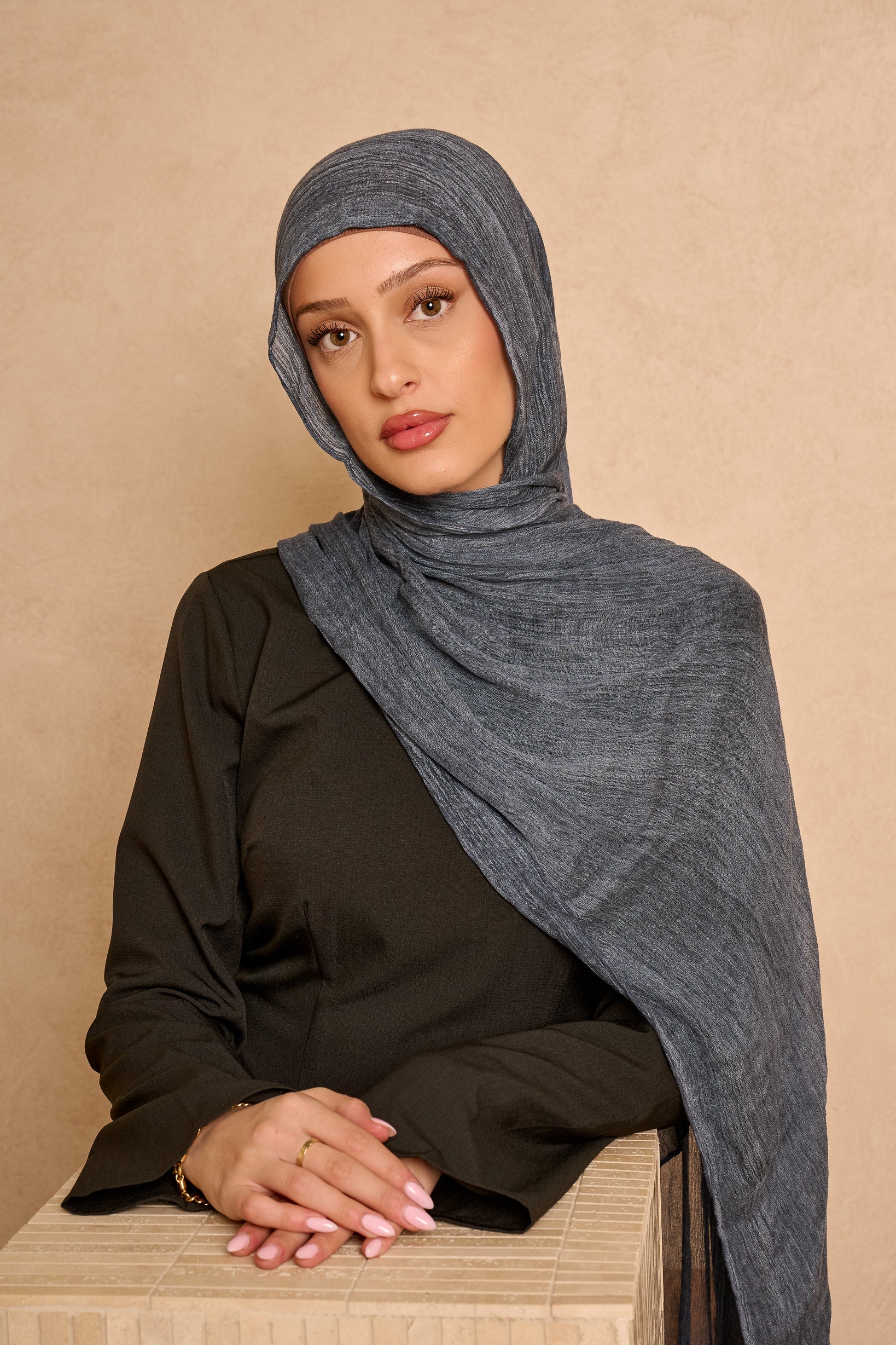 CMS001-NVY-shawl-hijab