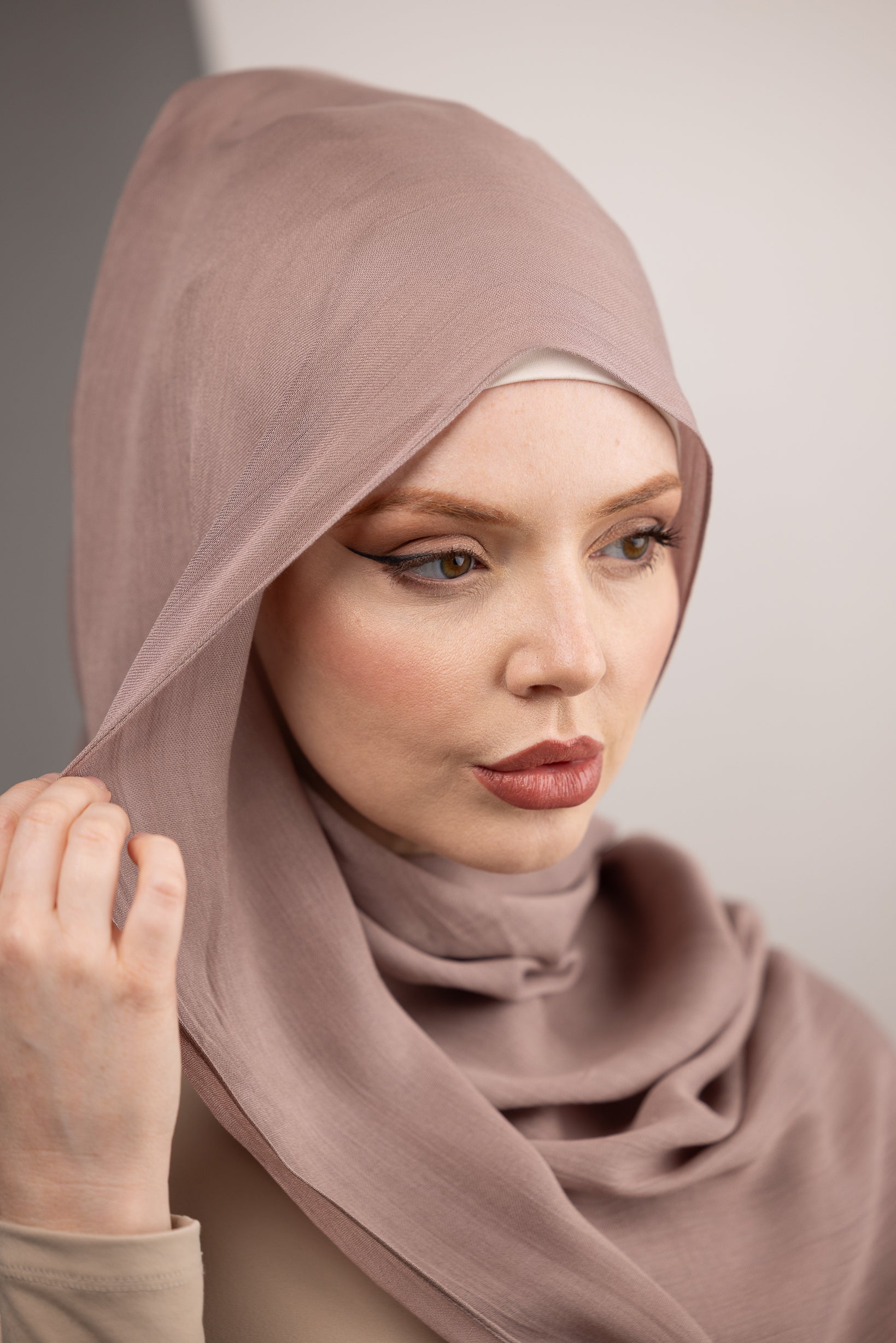 LMS005-LAT-shawl-hijab-modal