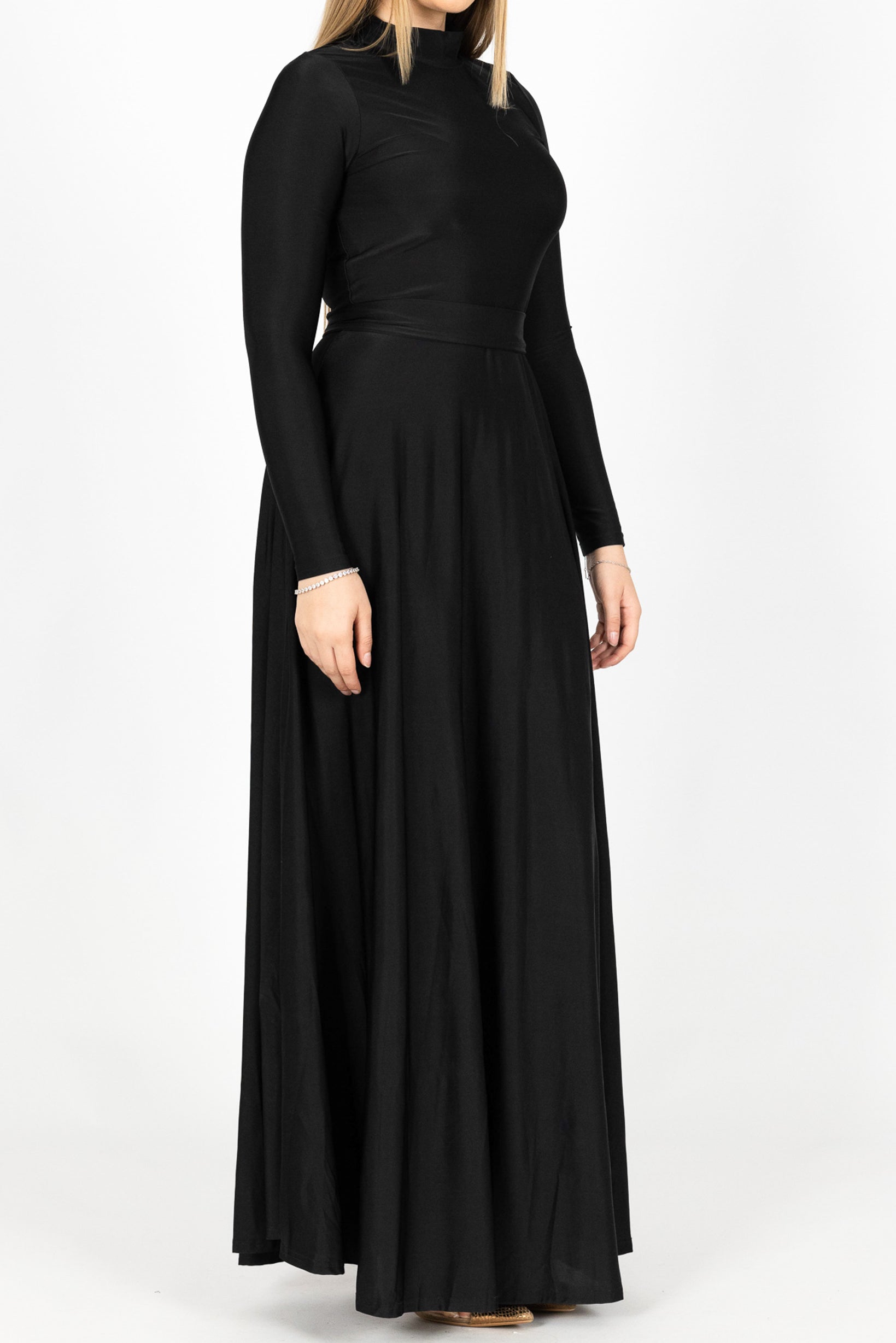 M7877Black-dress-abaya