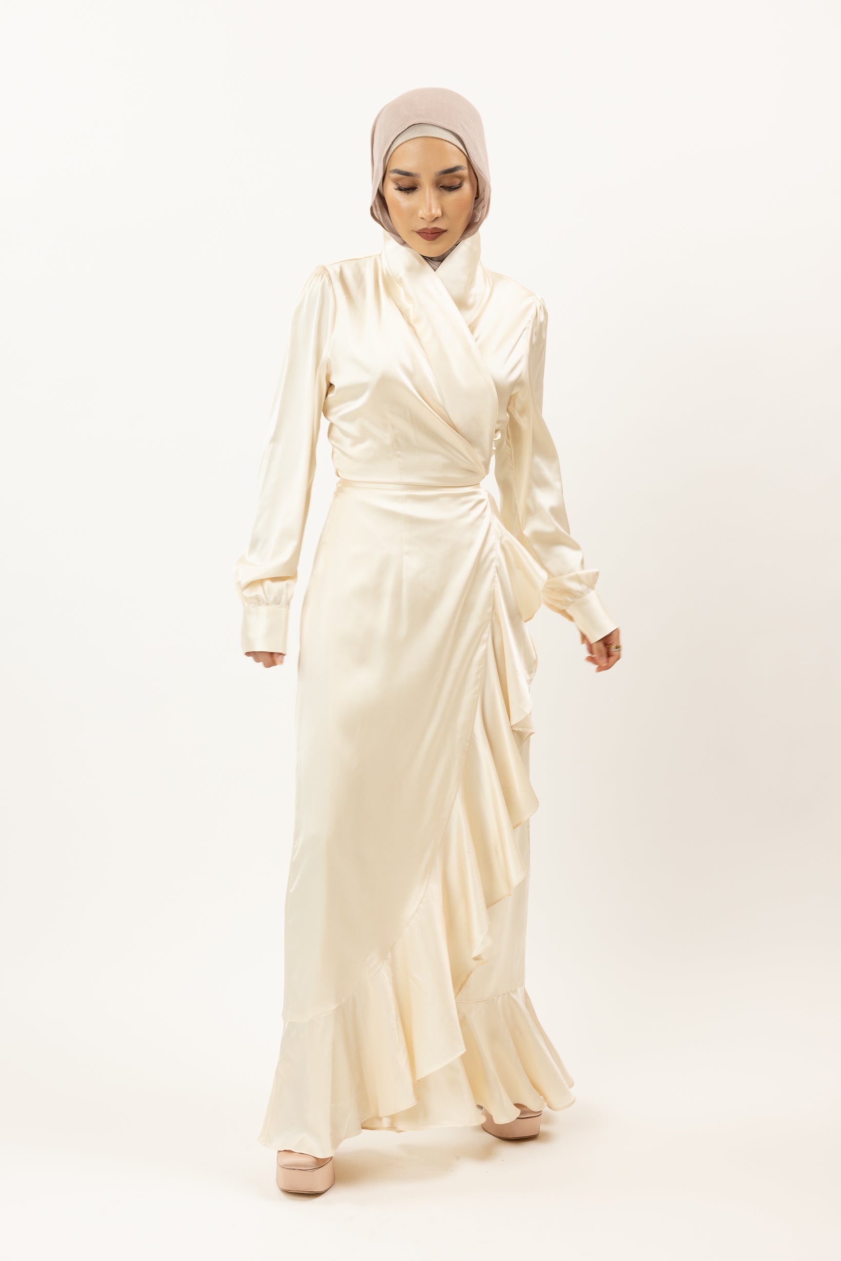 M8000Ivory-dress-abaya