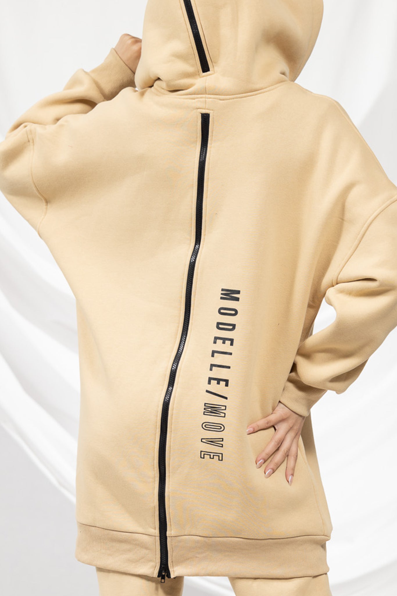 M8170Beige-track-jumper