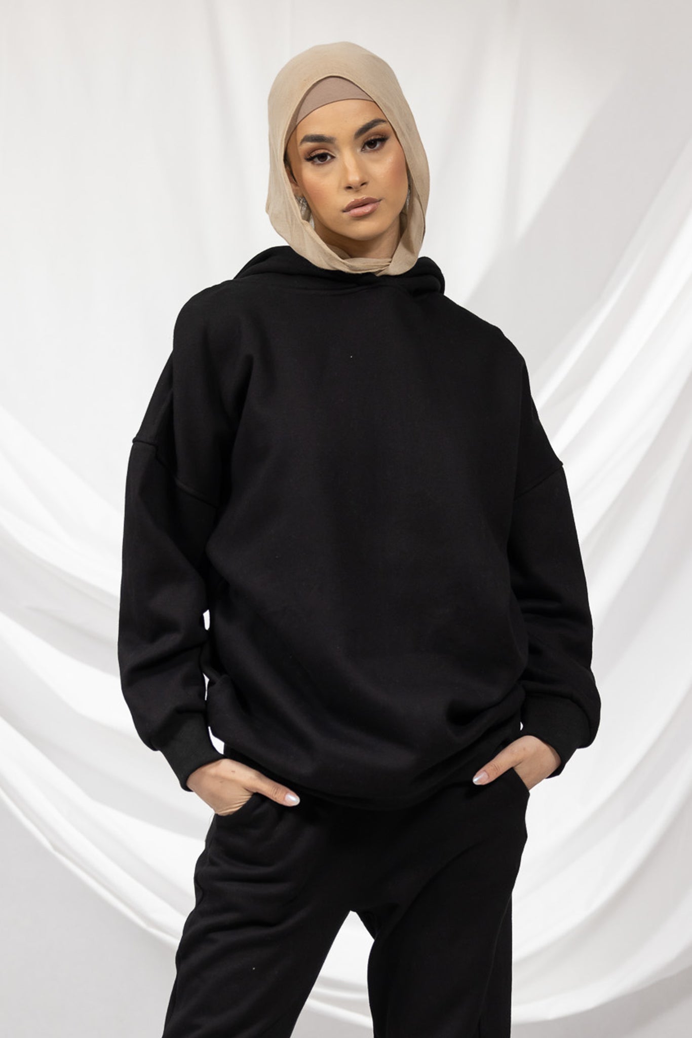 M8170Black-track-jumper