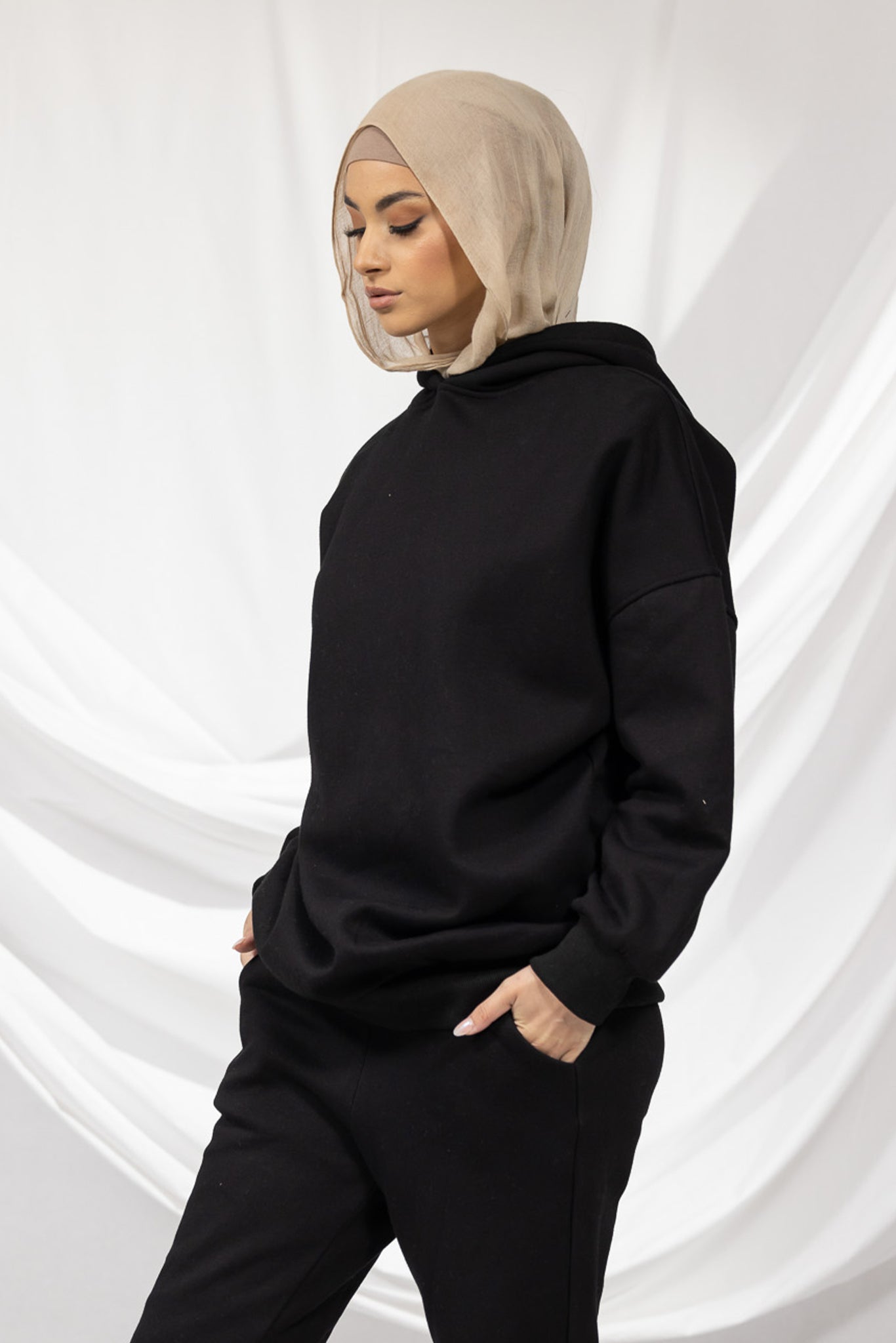 M8170Black-track-jumper