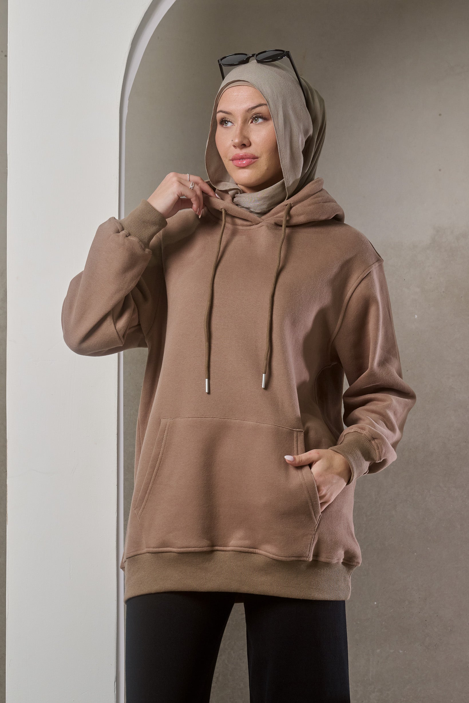Modelle/Move Logo Hooded Top