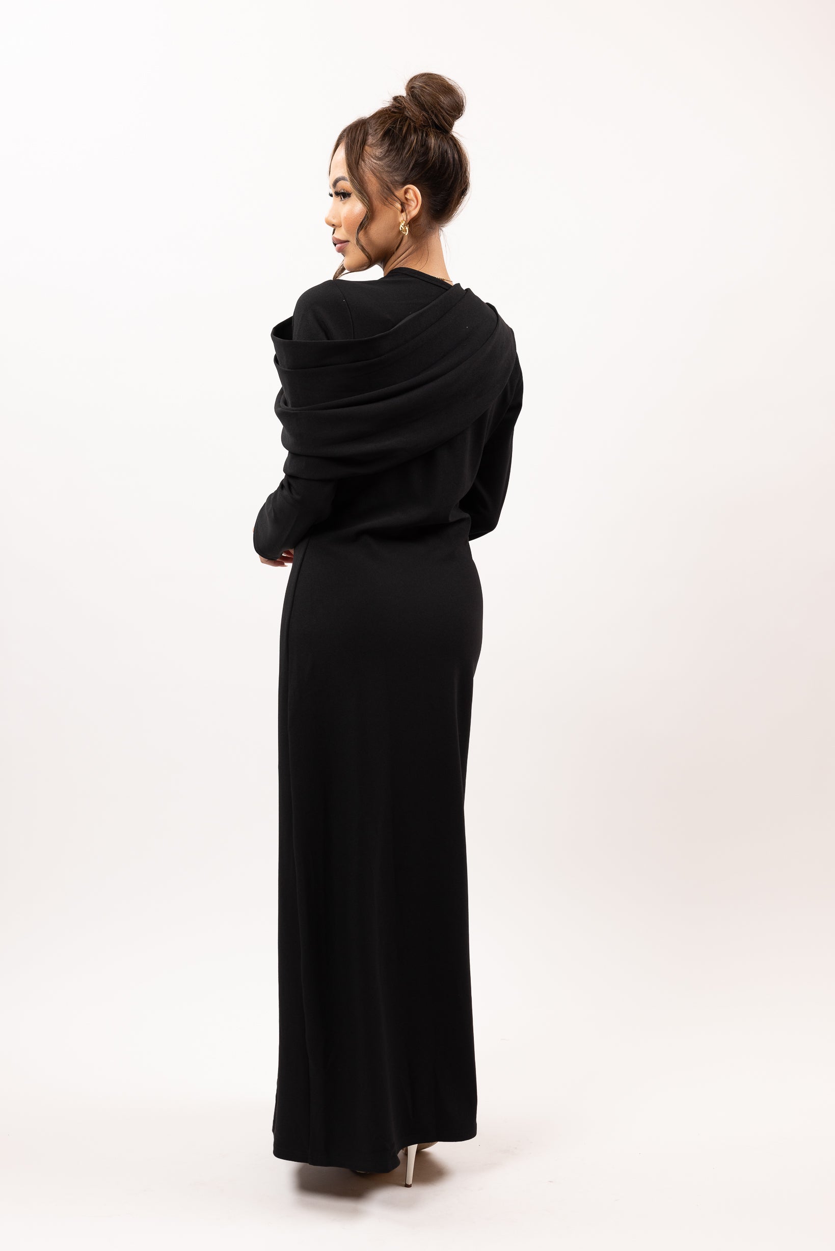 M8323Black-maxi-dress