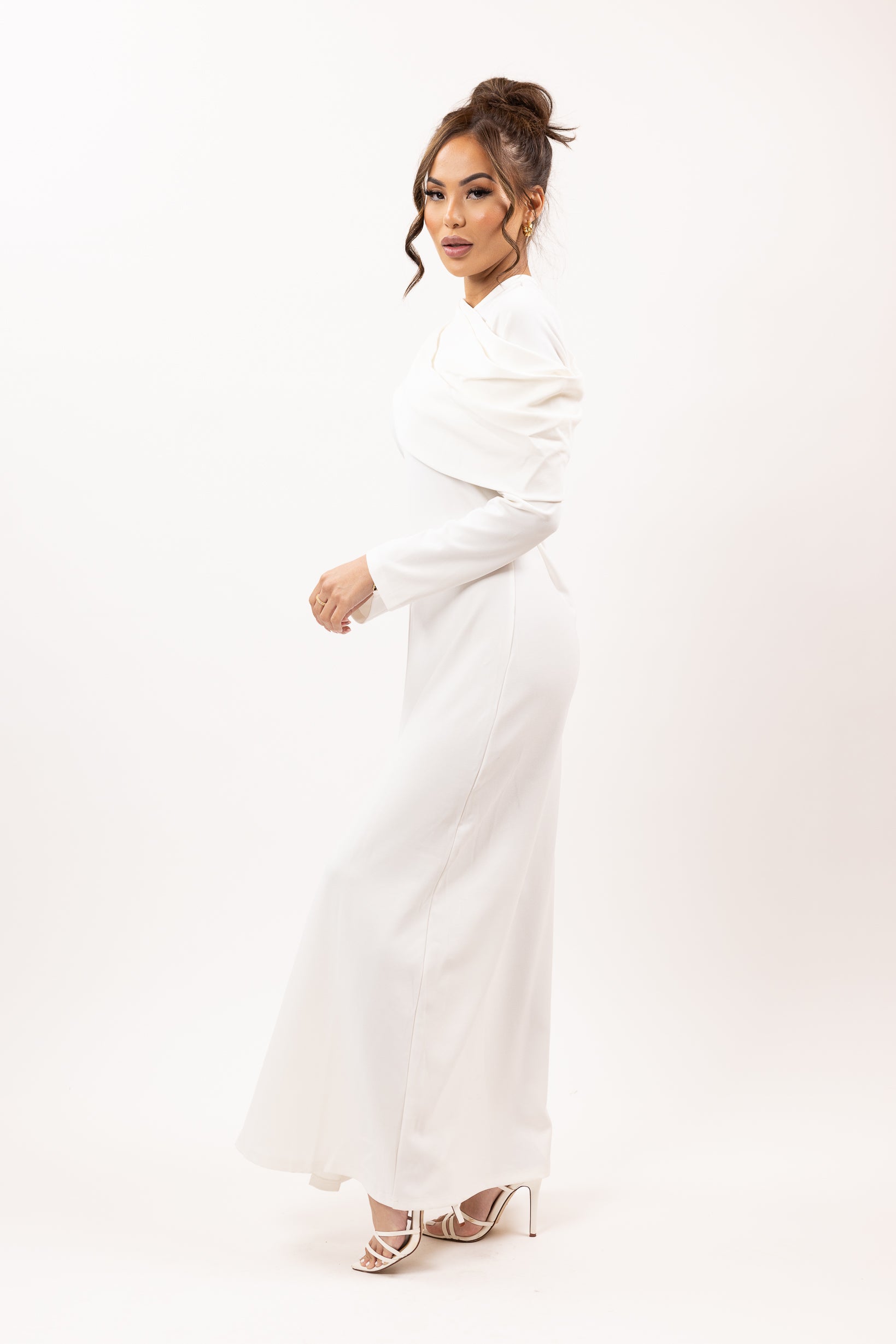 M8323White-maxi-dress