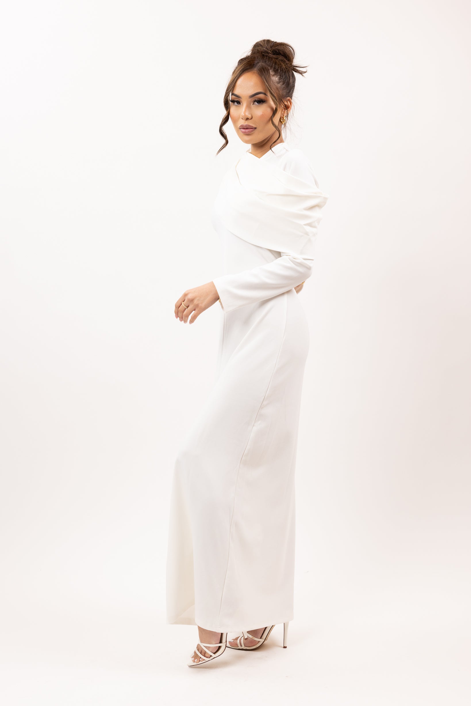 M8323White-maxi-dress