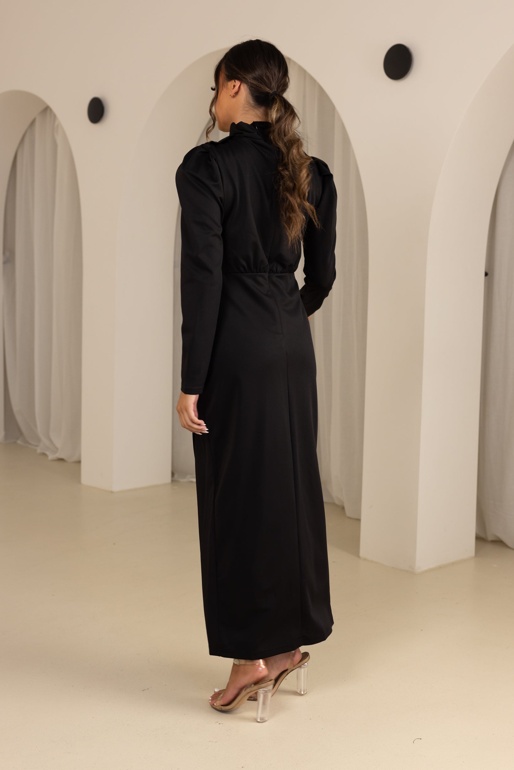 M8371Black-dress-abaya